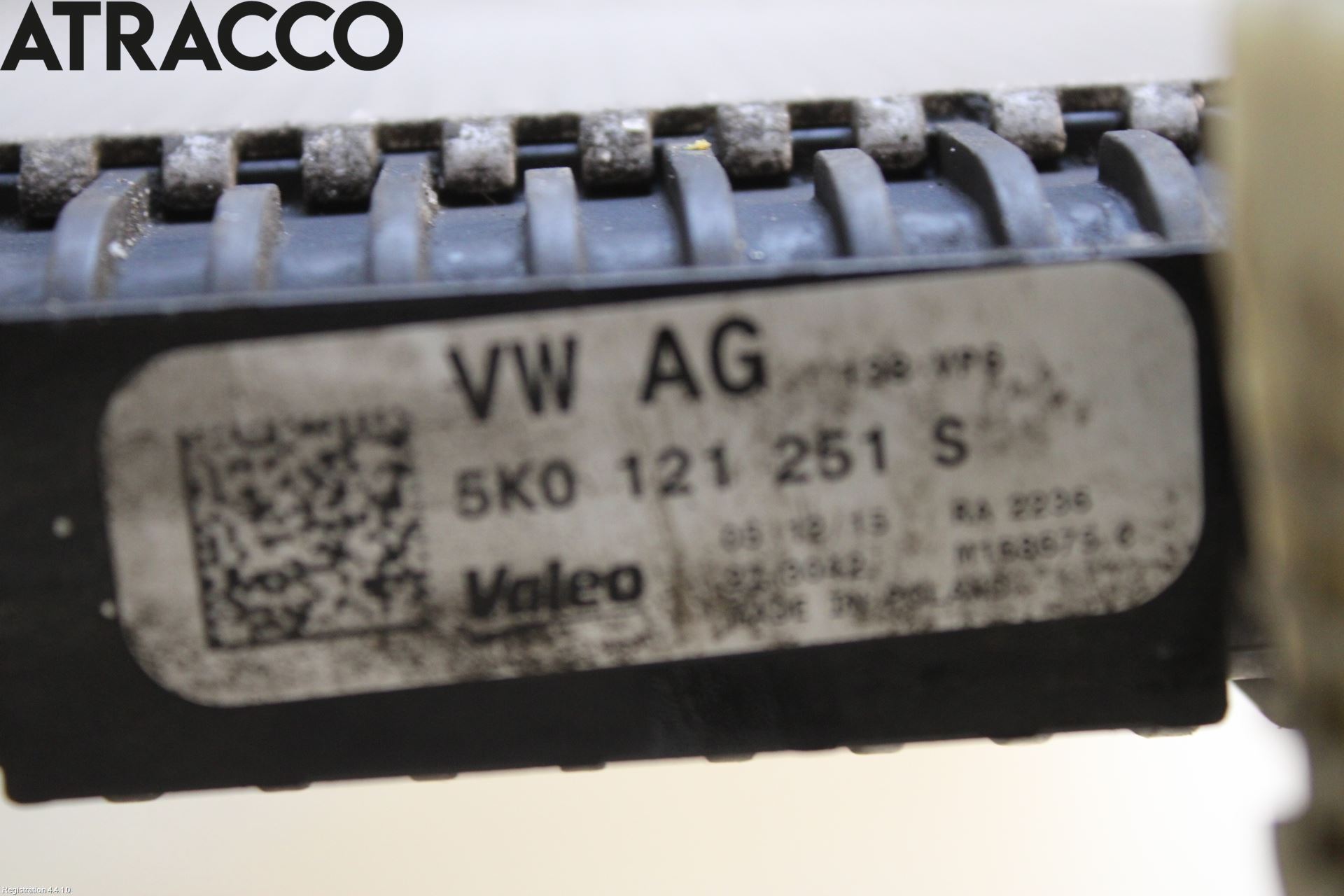 Volkswagen VW CADDY 16-20 Radiator Automat