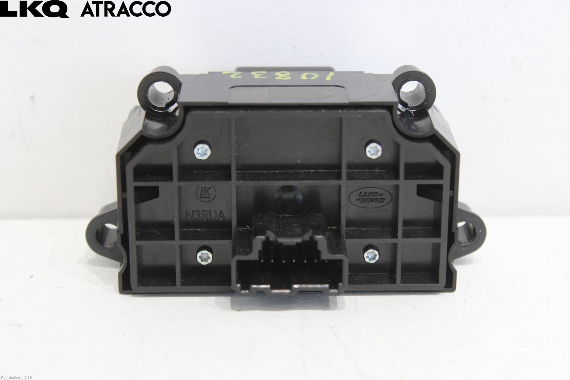 Jaguar I-PACE 18- Bryter Parkeringsbrems