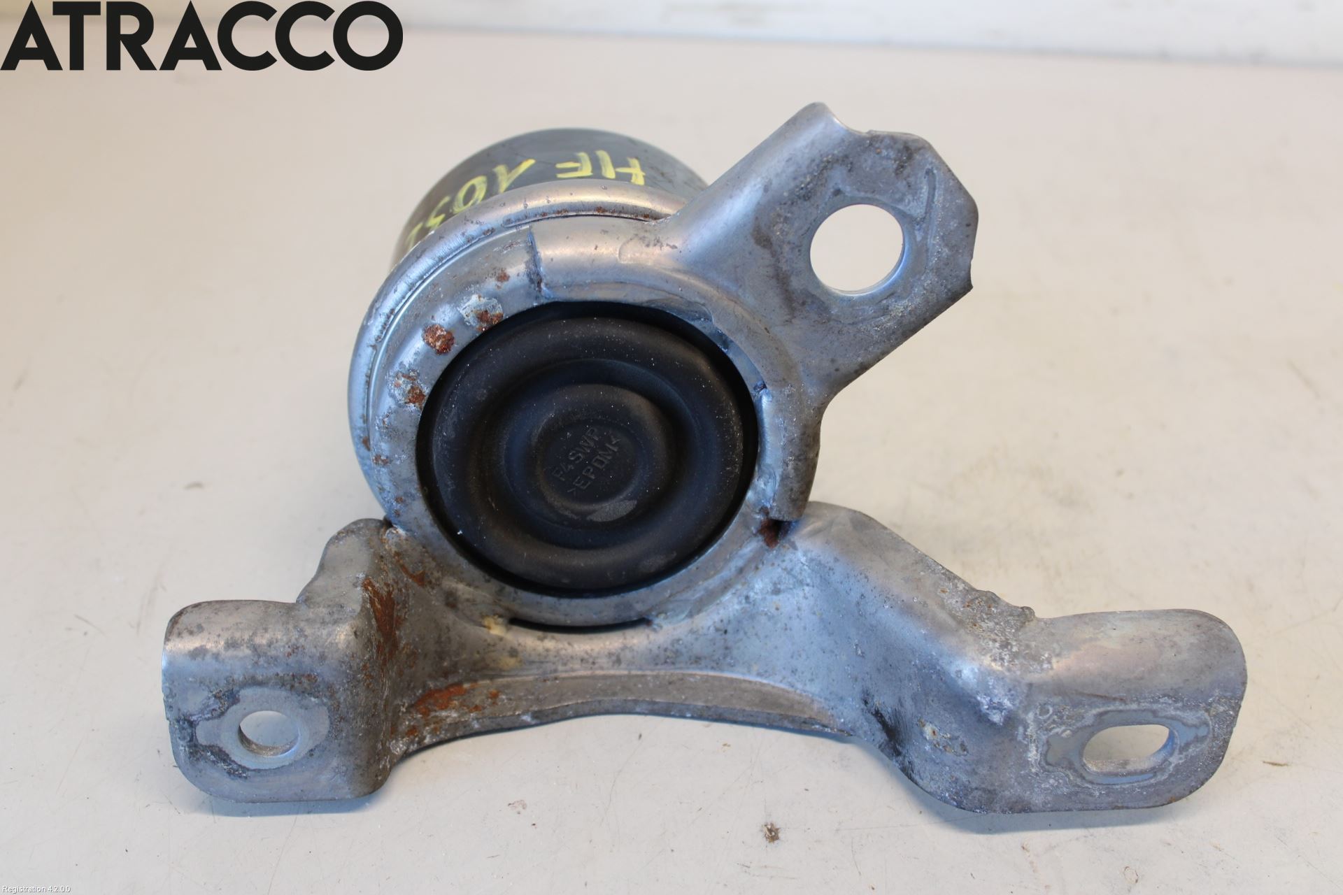 Volvo XC70 08-13 Motor Feste Gummi