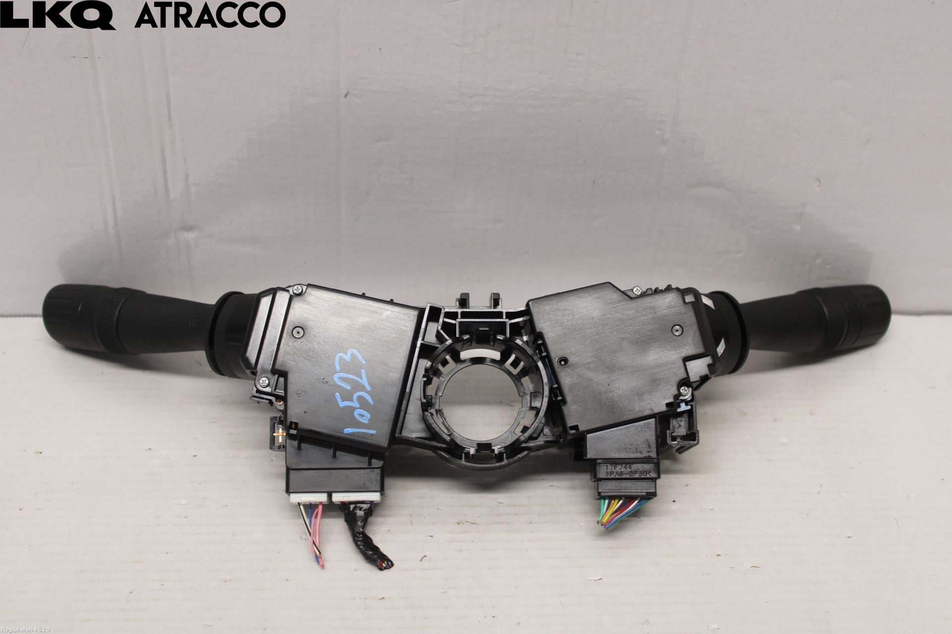 Toyota RAV4 13-18 Bryter Ratt Kombi H Og V