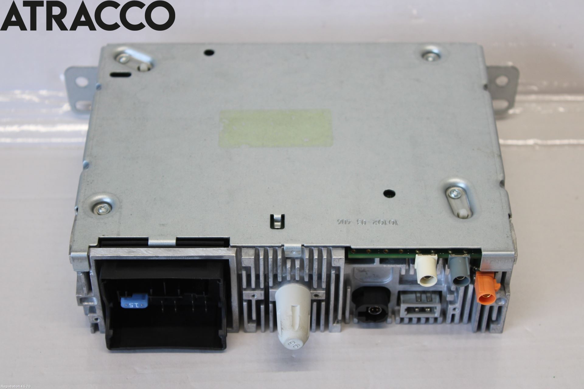 Peugeot 208 12-15 Stereo Forsterker