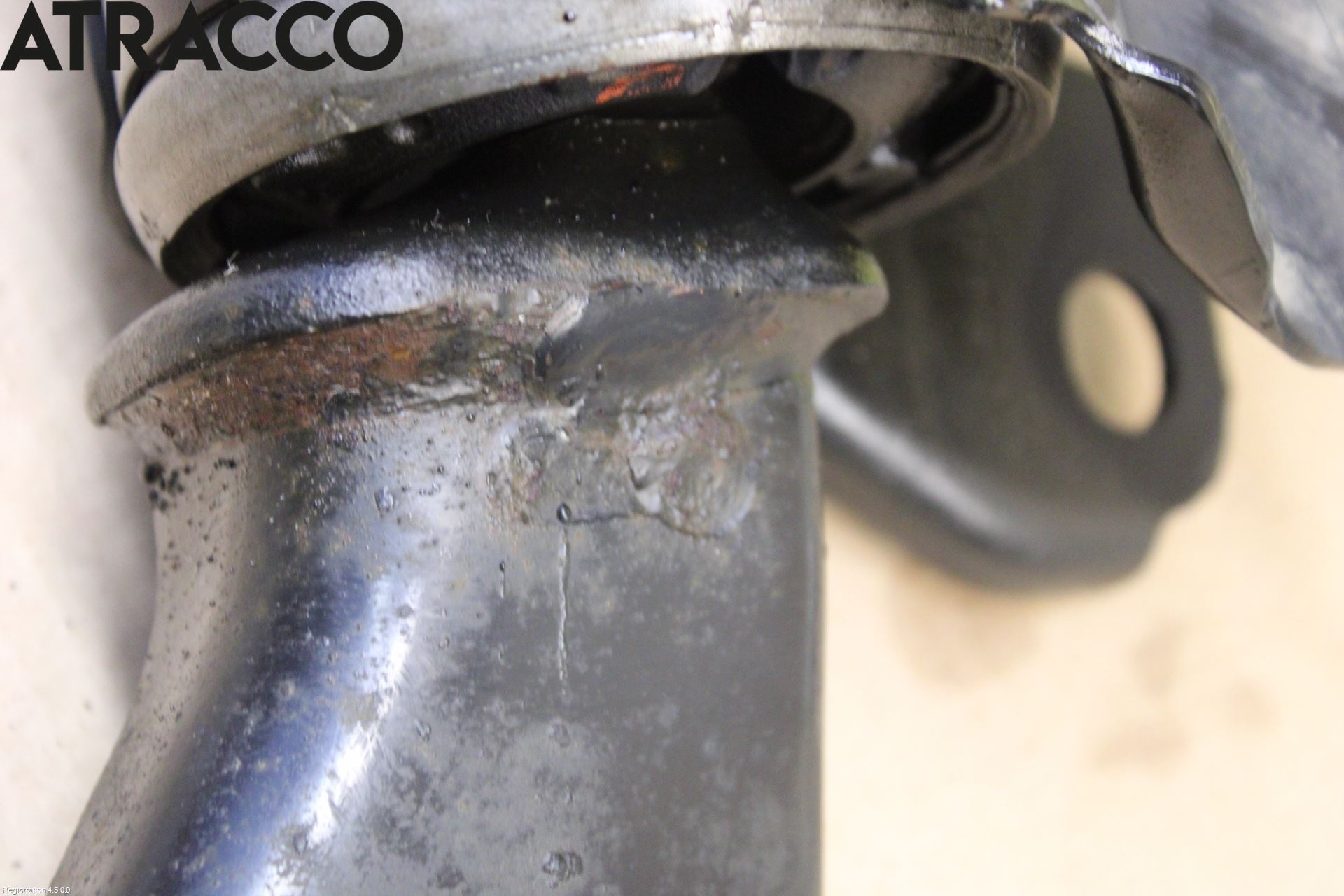 Volvo XC60 09-13 Bærearm Foran Høyre Nedre