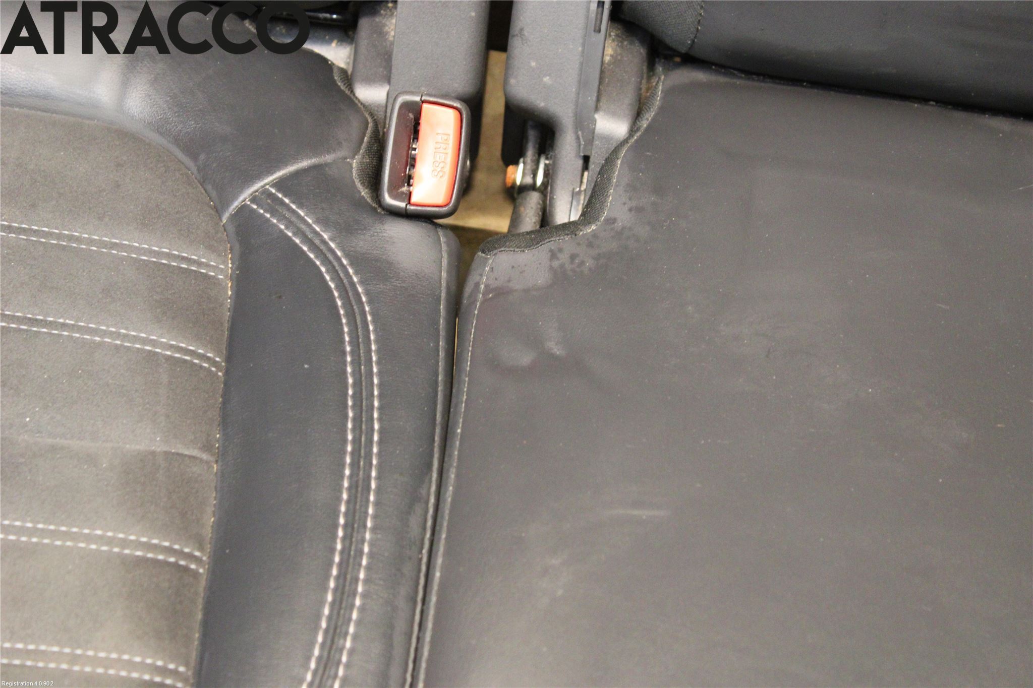 Mitsubishi OUTLANDER 13-21 Innr Sete Baksete Kompl