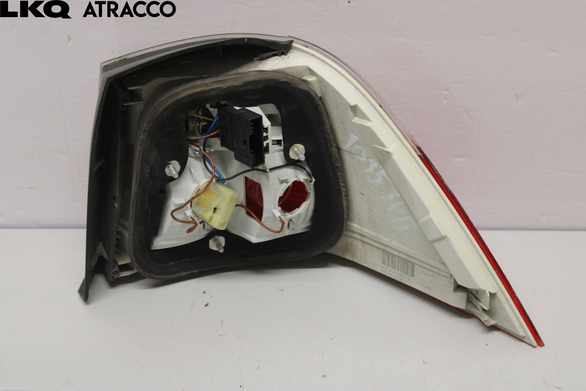 BMW 5 E60/61 Sed/Tou 02-10 Baklykt Venstre