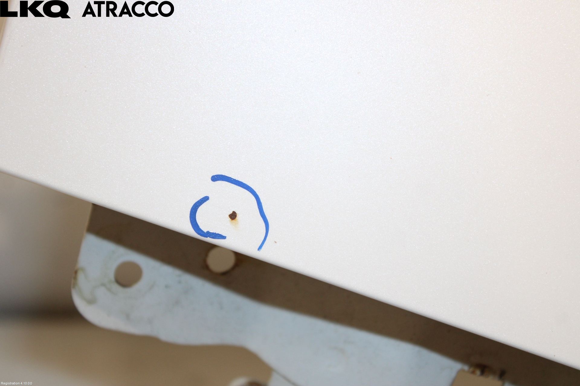 Mitsubishi OUTLANDER 13-21 Skjerm Foran Venstre