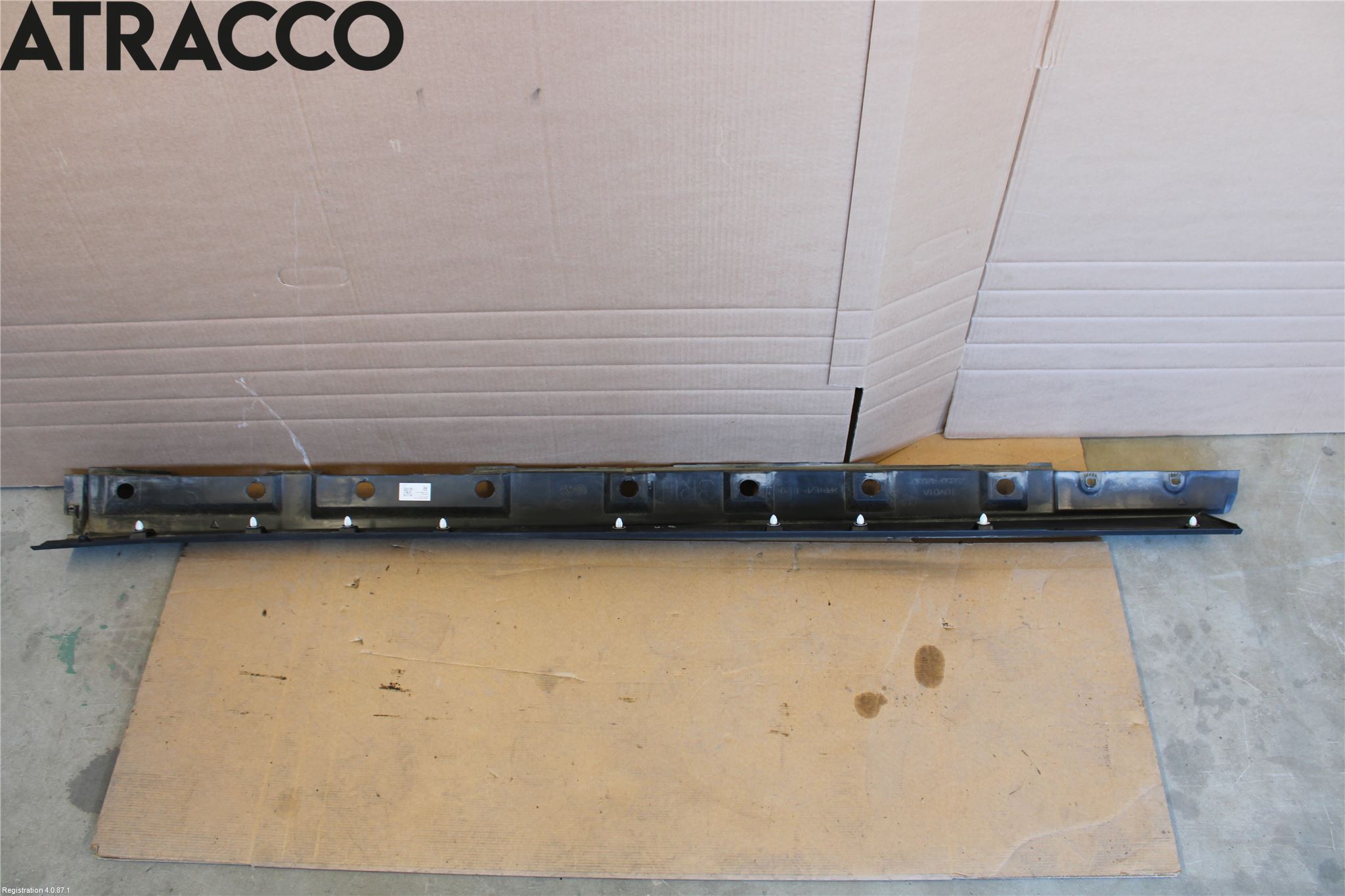 Toyota RAV4 19- Kanalskjørt Høyre