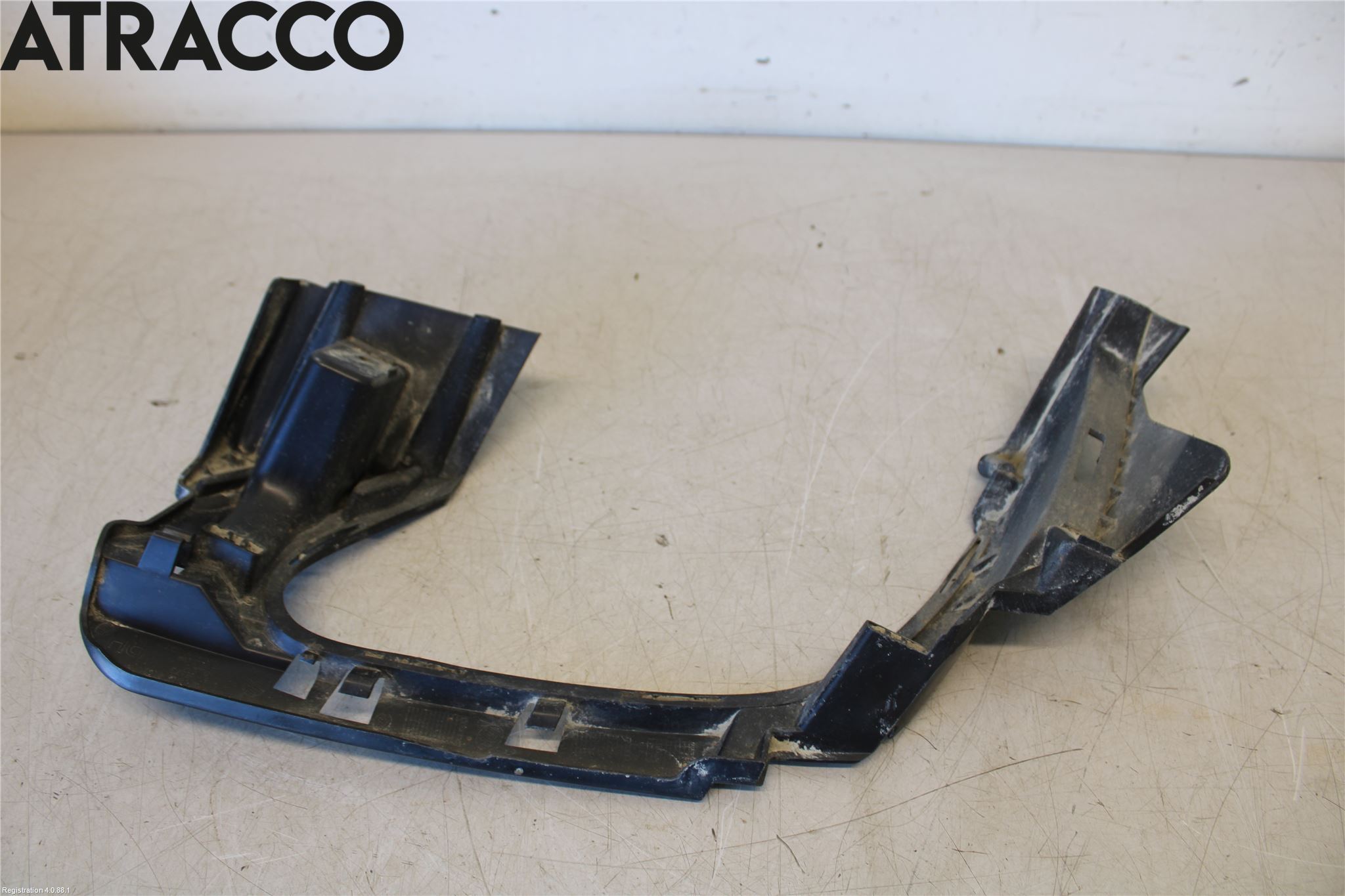 Volvo V60 19- Støtfanger Bak Feste