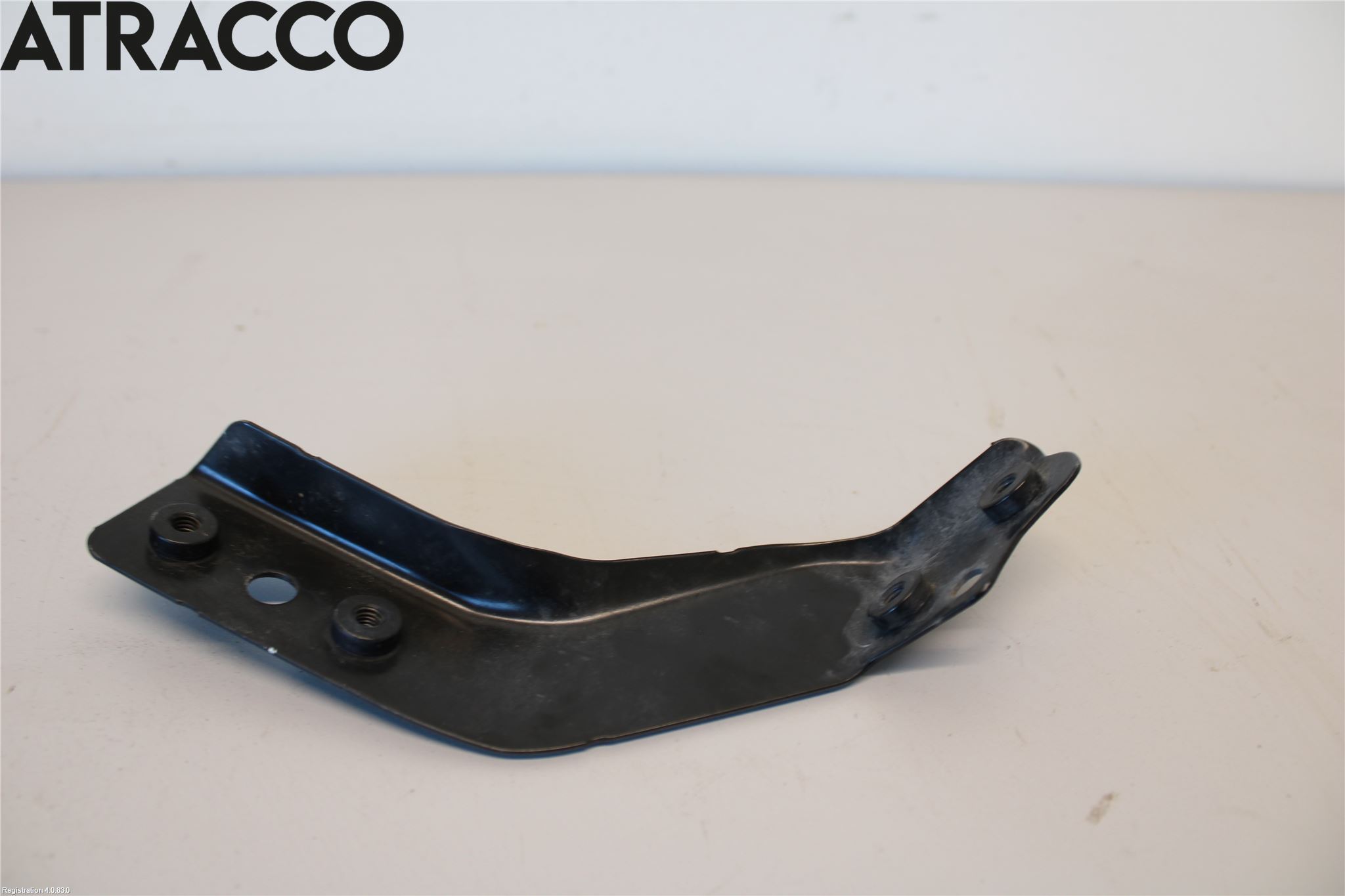 Mercedes-Benz MB C-KLASS (W204) 07-15 Radiator Feste - Ramme - Bjelk