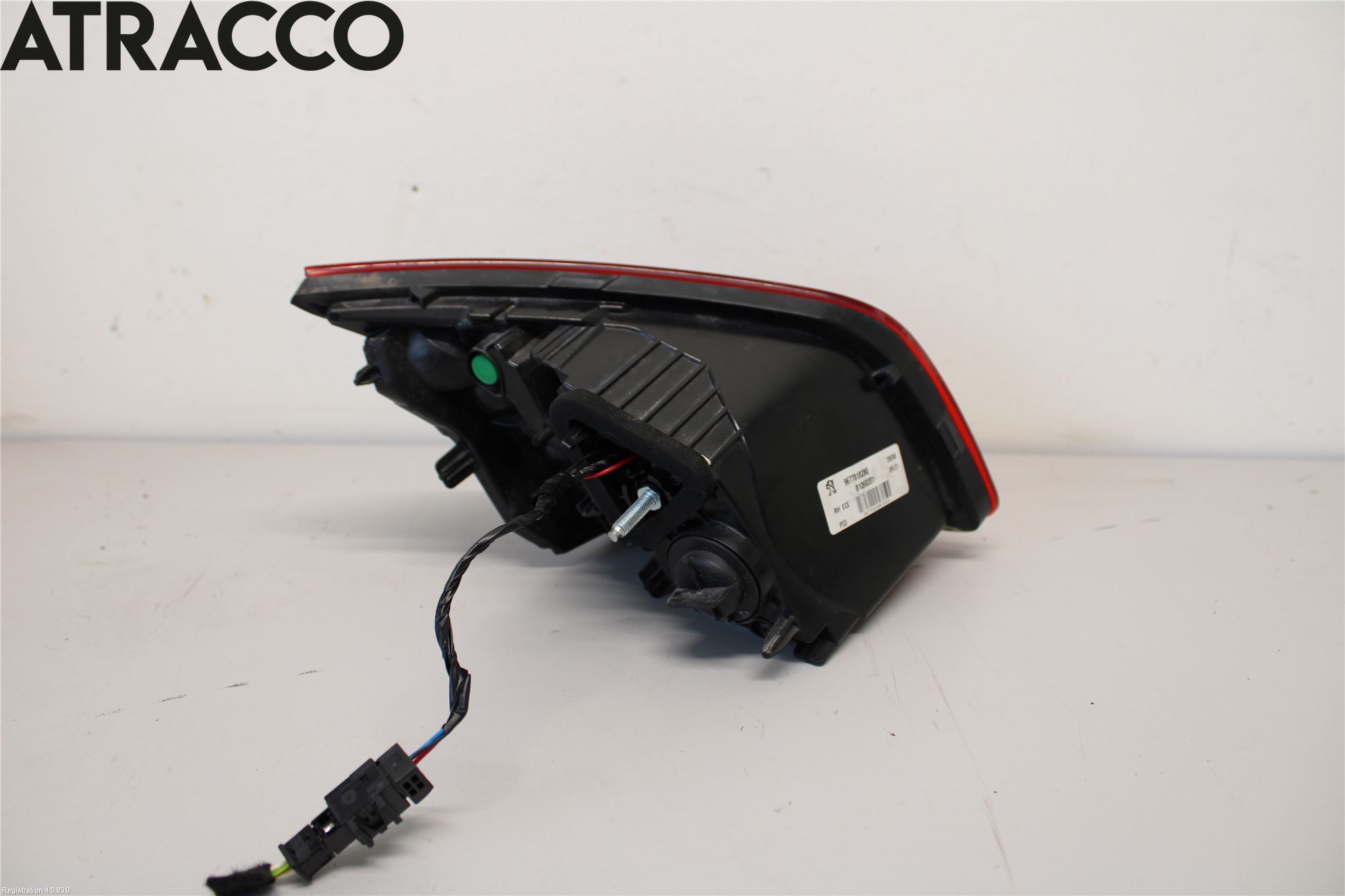 Peugeot 308 14-21 Baklykt Høyre  På Luke(Indre)