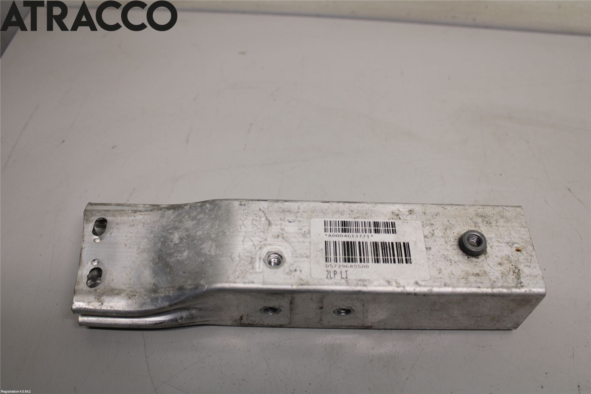 BMW i3 I01 13-22 Støtfanger Foran Feste