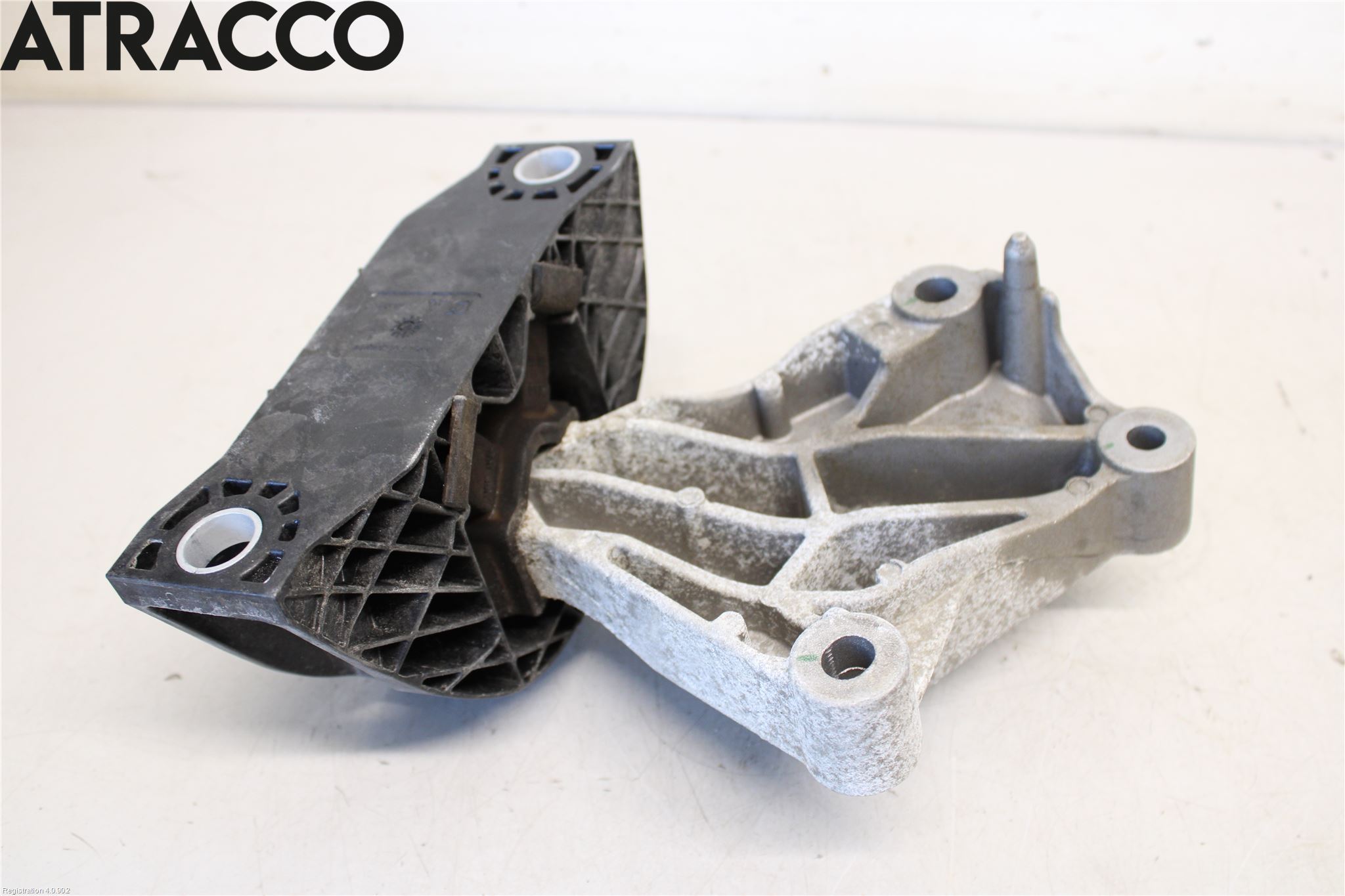 Renault CAPTUR 13-19 Motor Feste Stål-Alu