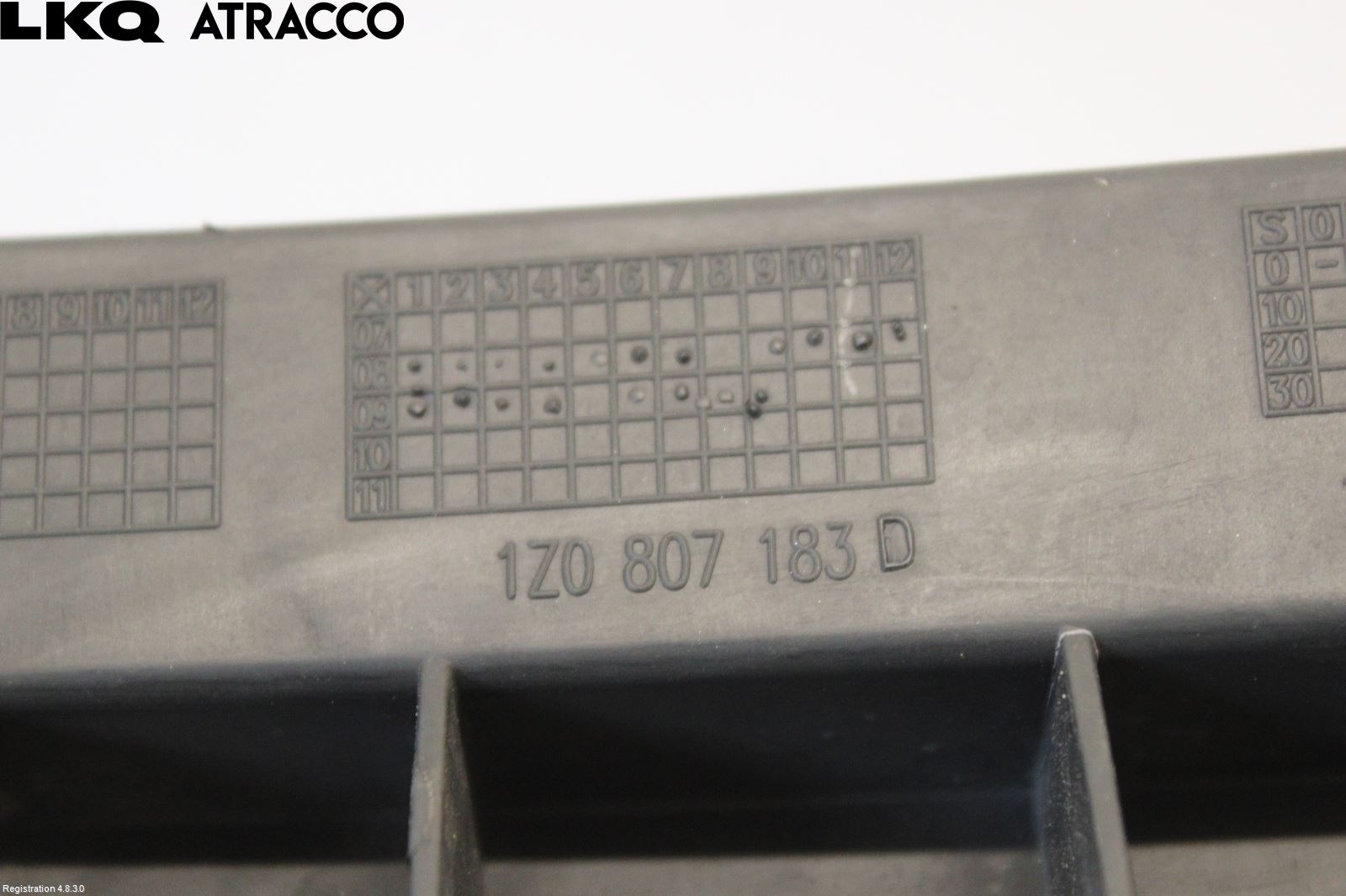 Skoda OCTAVIA (1Z) 05-13 Støtfanger Foran Feste