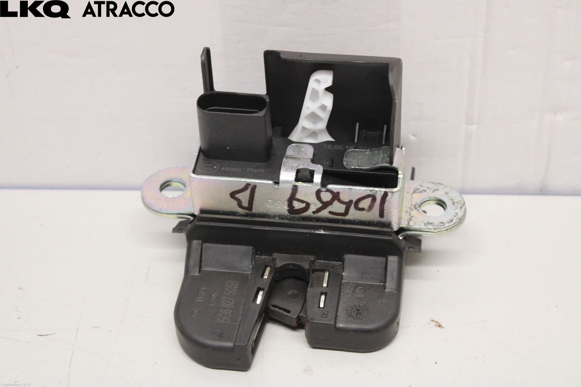 Volkswagen VW GOLF / E-GOLF VII 13-20 Bakluke-Lokk Låsekasse