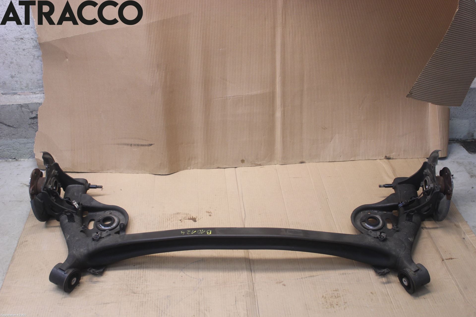 Suzuki VITARA 15- Bakaksel Feste Travers-Ramme