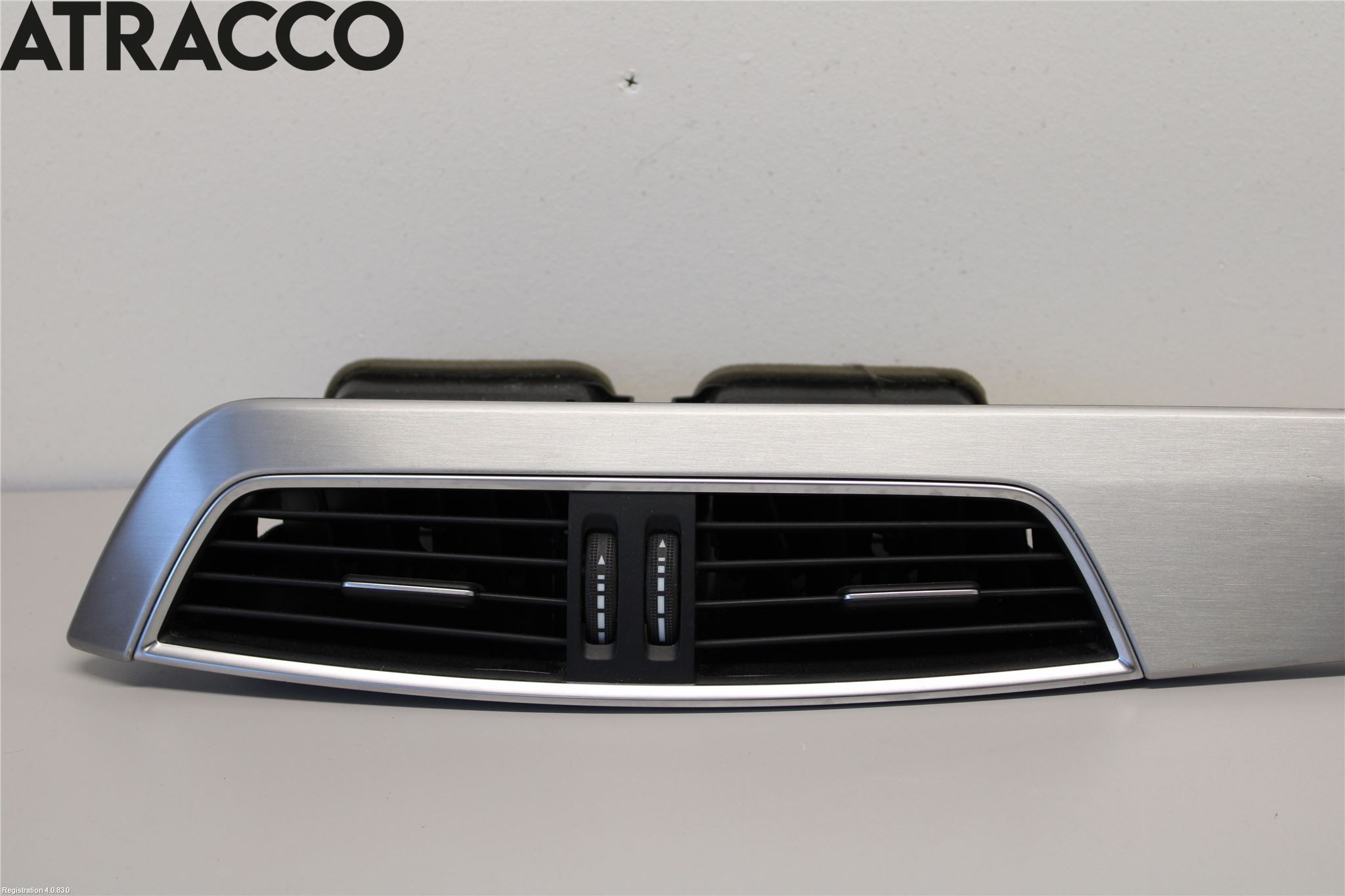 Mercedes-Benz MB C-KLASS (W204) 07-15 Dashbord Kanal - Dyse
