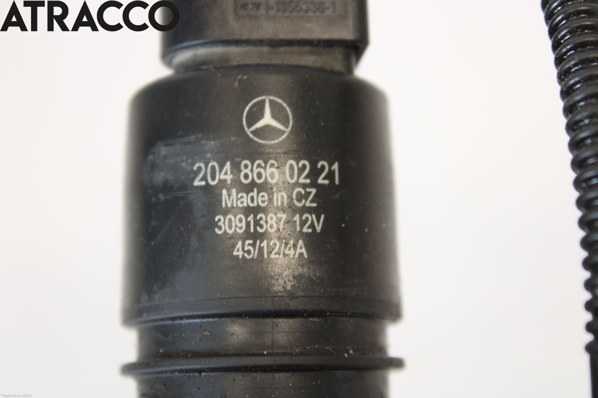 Mercedes-Benz MB E-KLASS (W212) 09-16 Spylerpumpe Frontrute