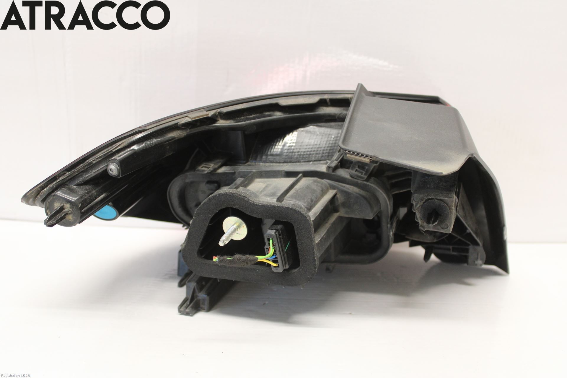 Opel CORSA F, CORSA-E 20- Baklykt Høyre