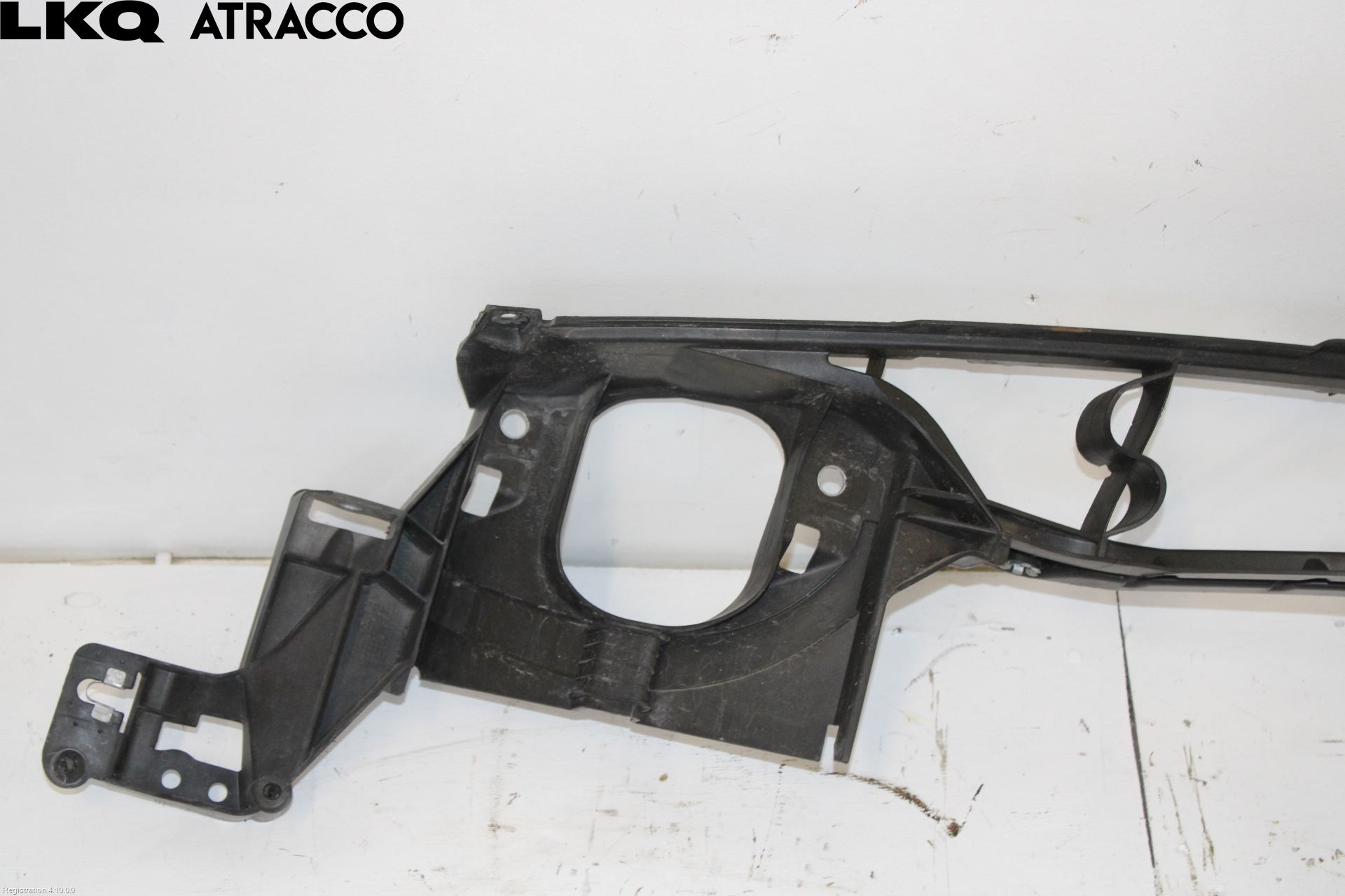 BMW X5 E70 07-13 Frontskjermfeste Venstre