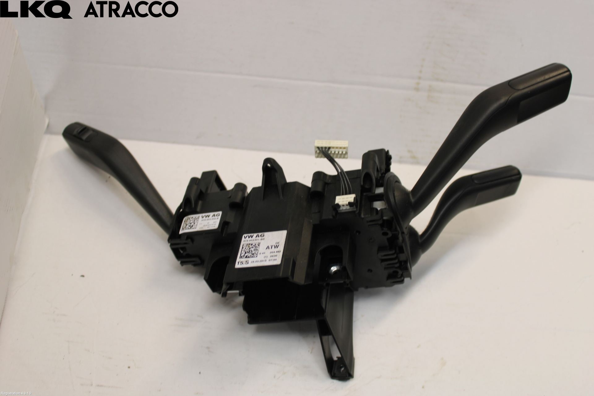 Volkswagen VW PASSAT 11-14 Bryter Ratt Kombi H Og V