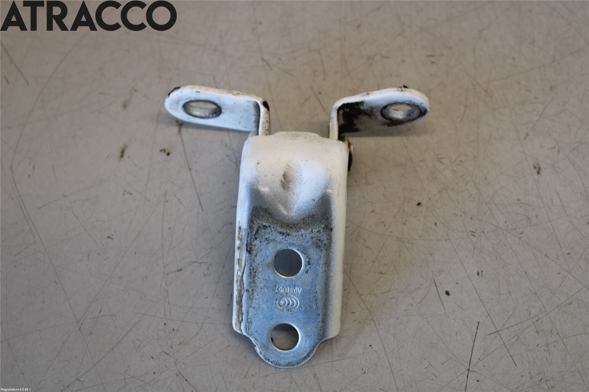 Kia SPORTAGE (SL) 11-15 Dørhengsel