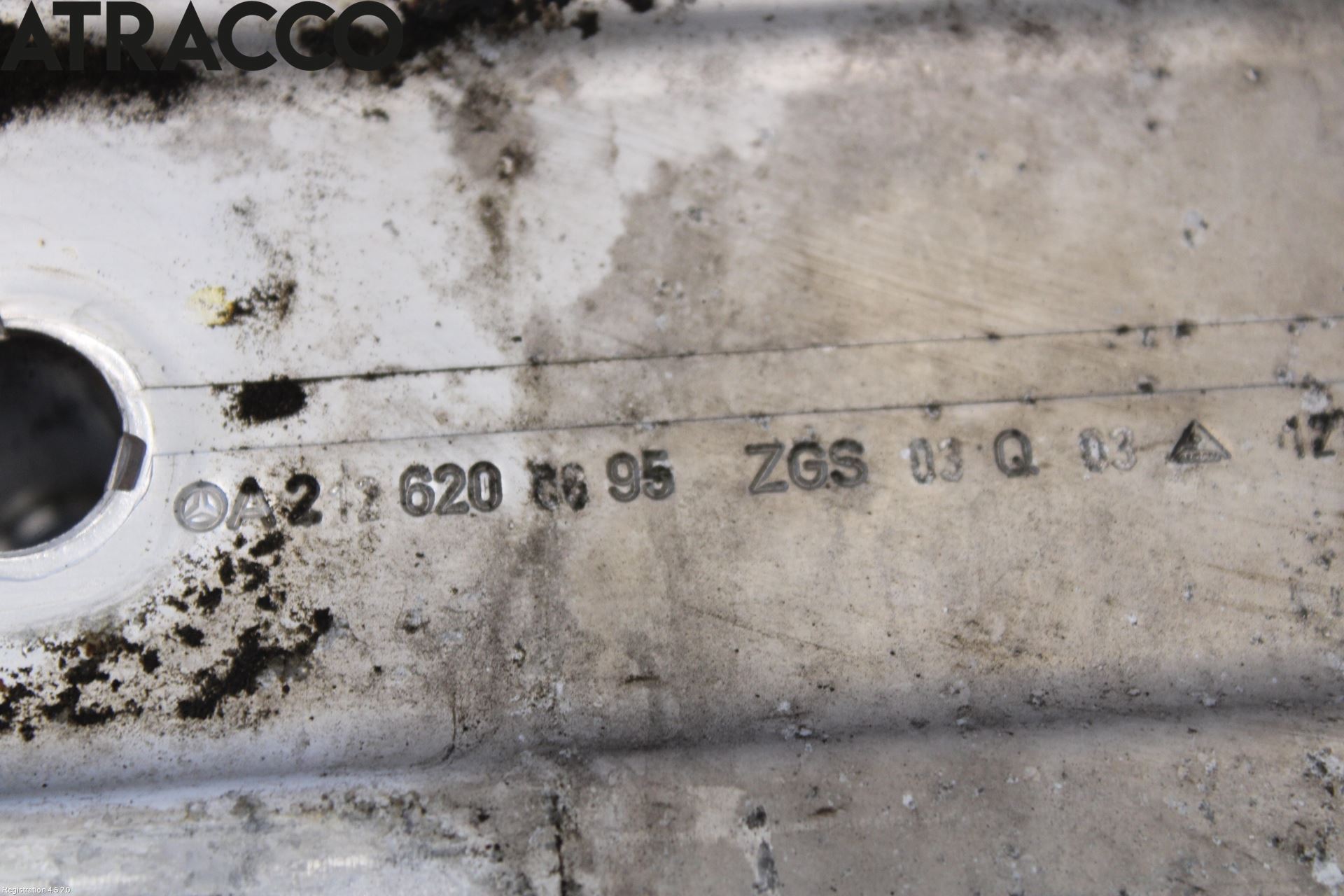 Mercedes-Benz MB E-KLASS (W212) 09-16 Støtfanger Foran Feste