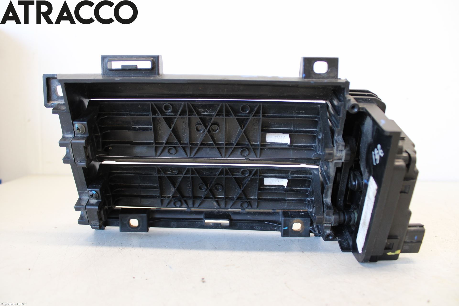 Hyundai IONIQ AE 17-22 Luftstyring Front