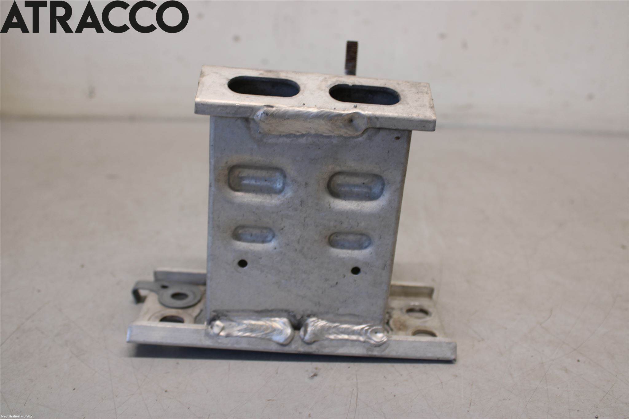 Toyota PRIUS+ ZVW40 12-20 Støtfanger Foran Feste