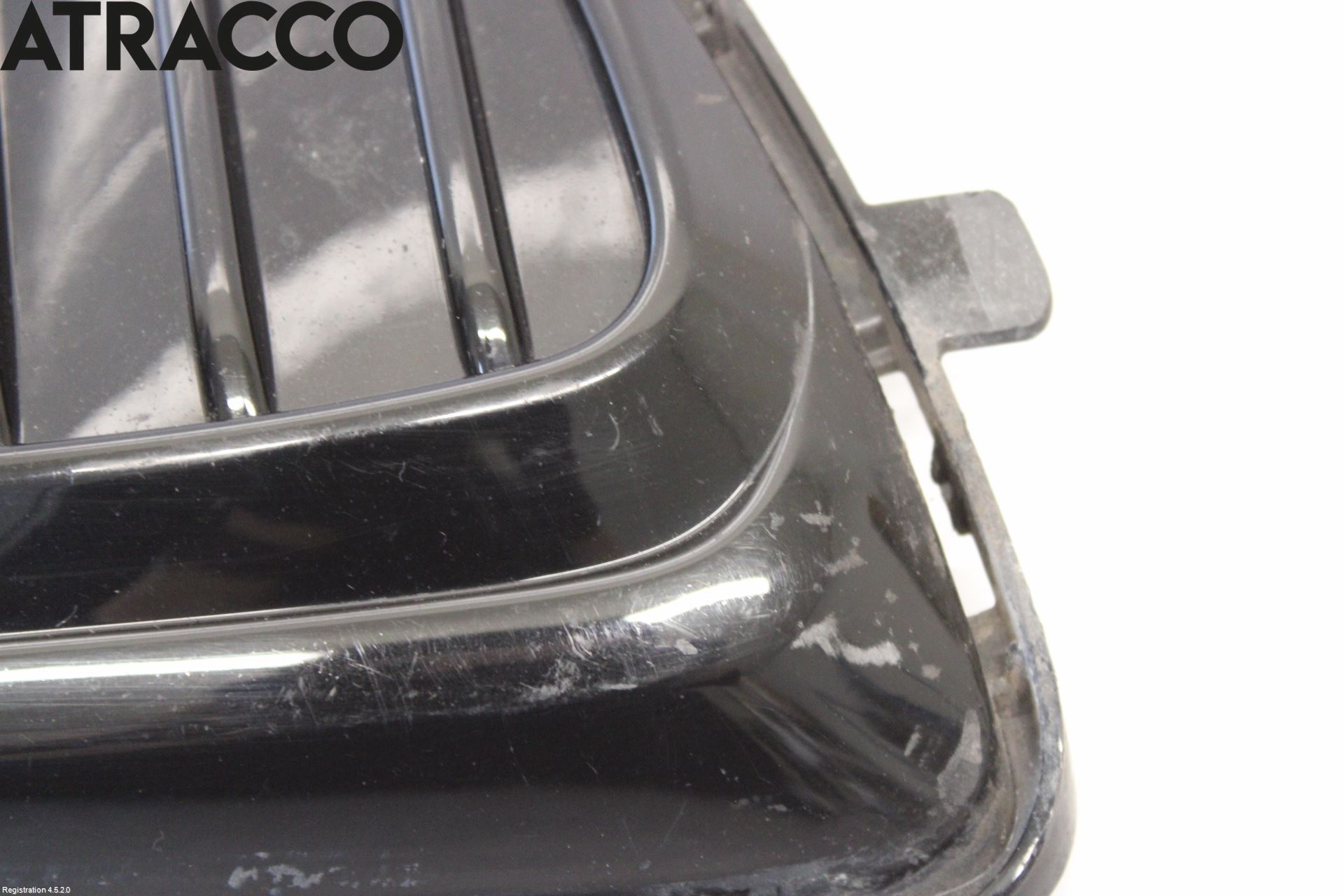 Toyota YARIS XP130 15-20 Grilldel Høyre