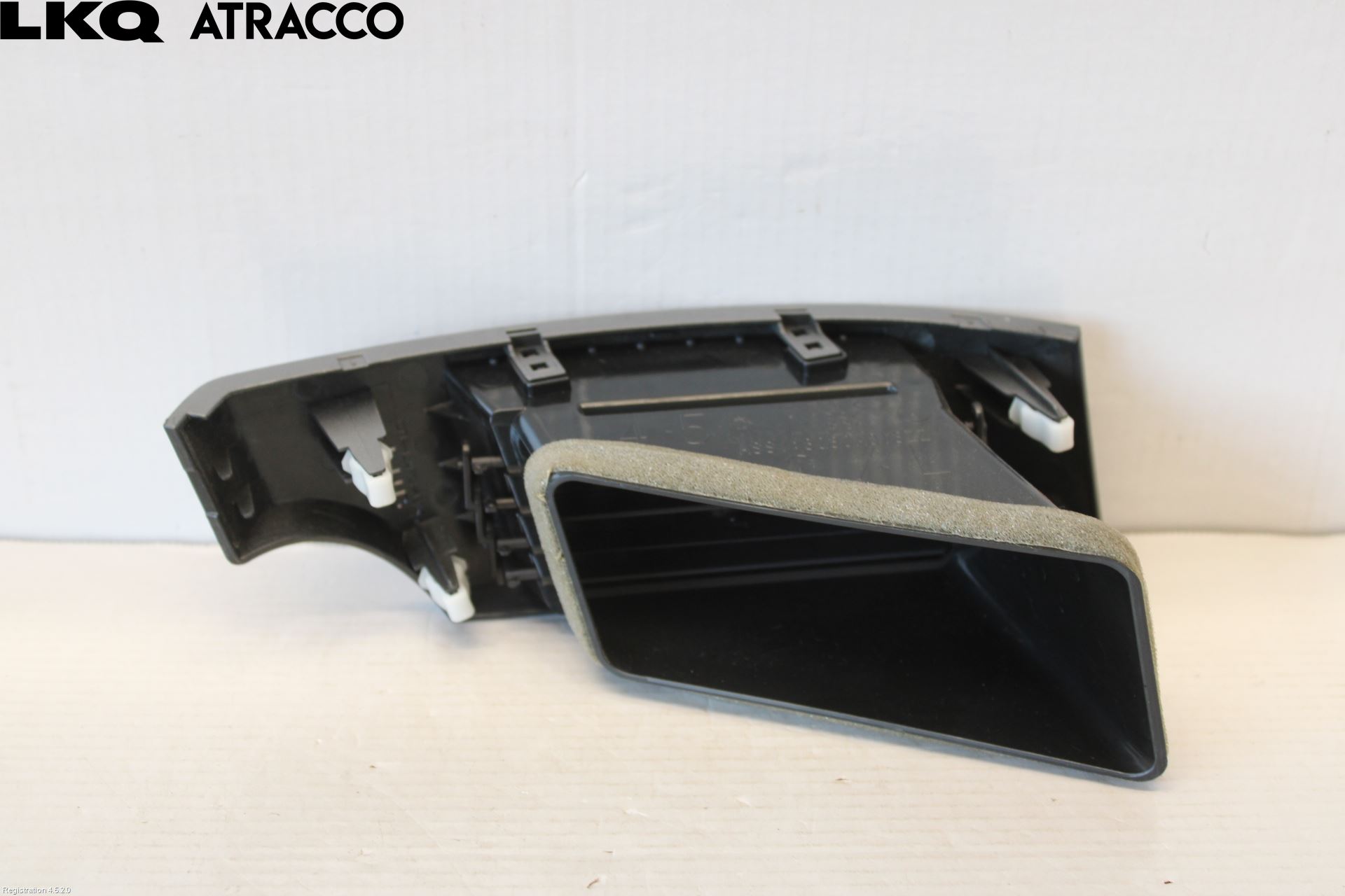 Mitsubishi OUTLANDER 07-12 Dashbord Kanal - Dyse