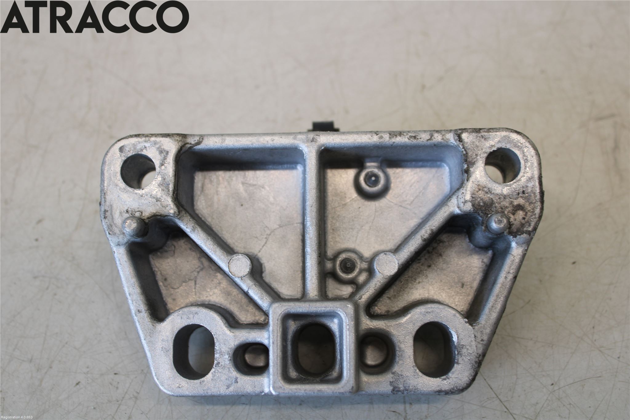 Volkswagen VW GOLF / E-GOLF VII 13-20 Motor Feste Stål-Alu