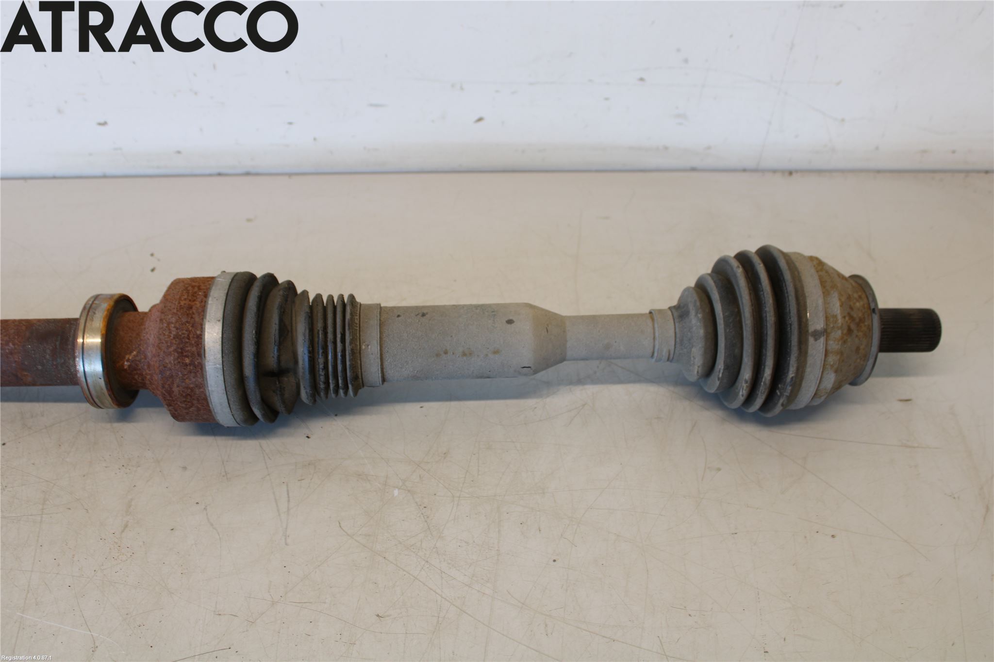 Volvo XC60 09-13 Drivaksel Foran Kompl Høyre