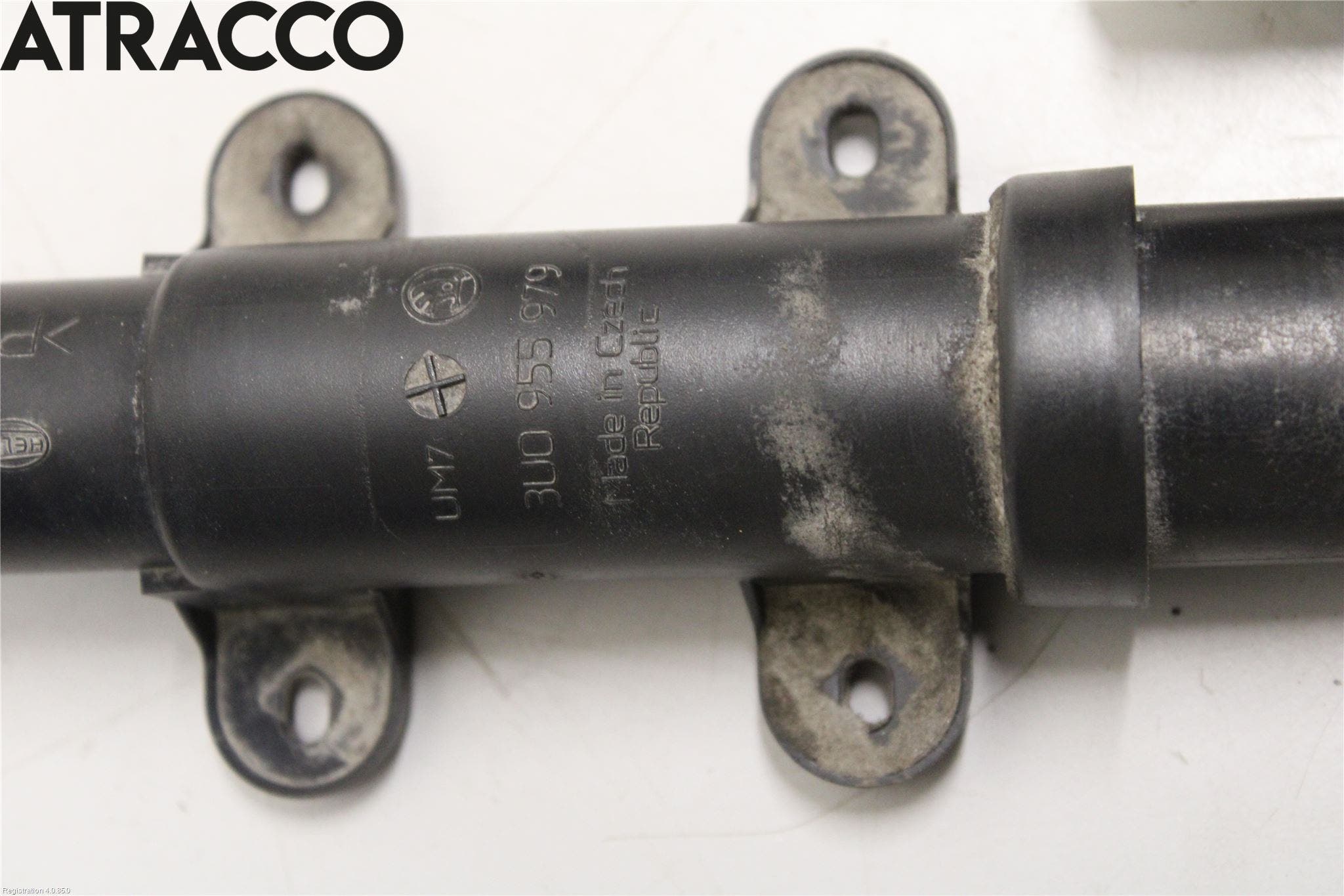 Skoda SUPERB 09-15 Spylerdyse Frontlykter