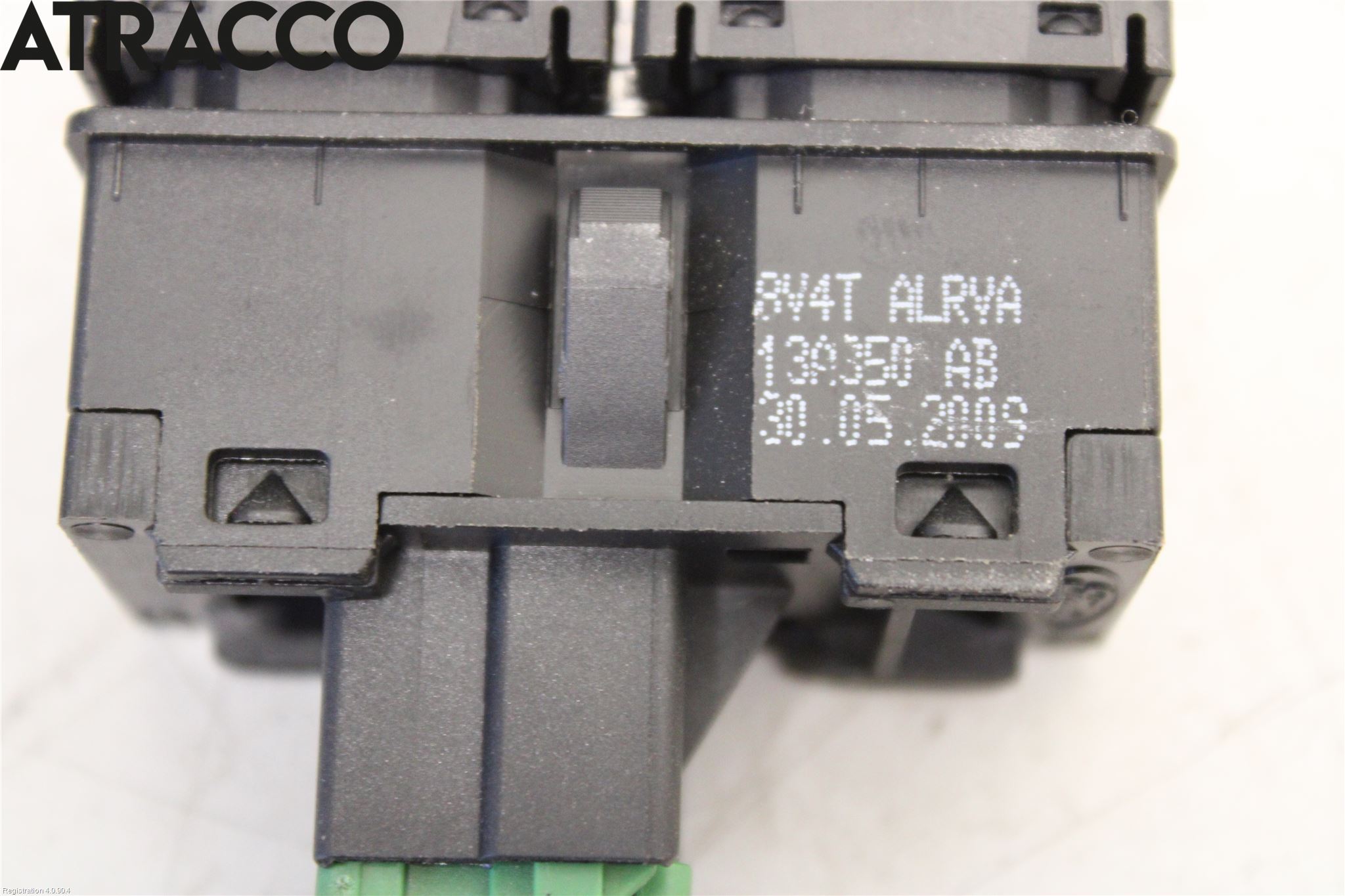 Ford KUGA 08-12 Bryter Varsel (Nødblink)