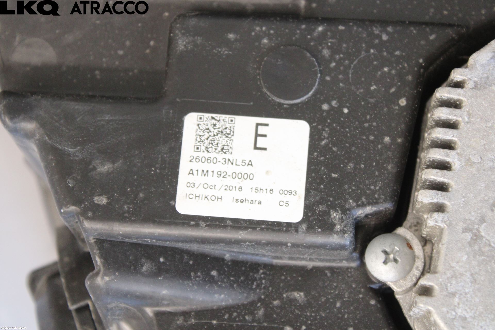 Nissan LEAF 11-17 Frontlykt Venstre