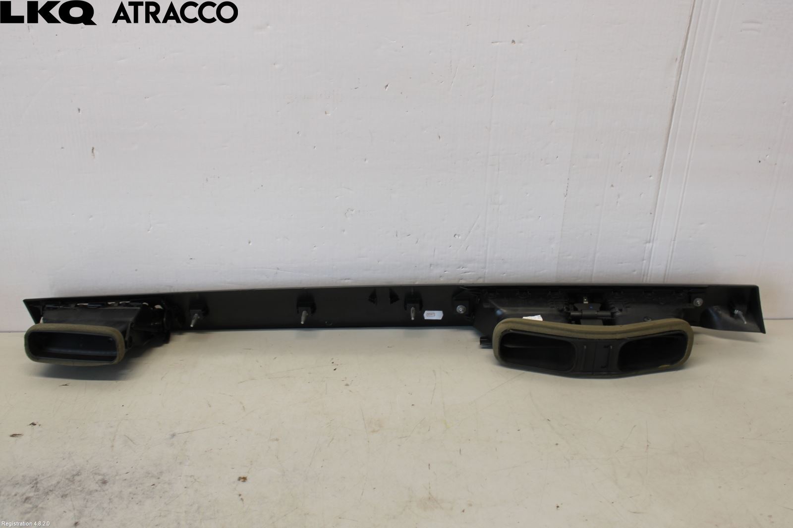 BMW 5 E60/61 Sed/Tou 02-10 Dashbord Kanal - Dyse