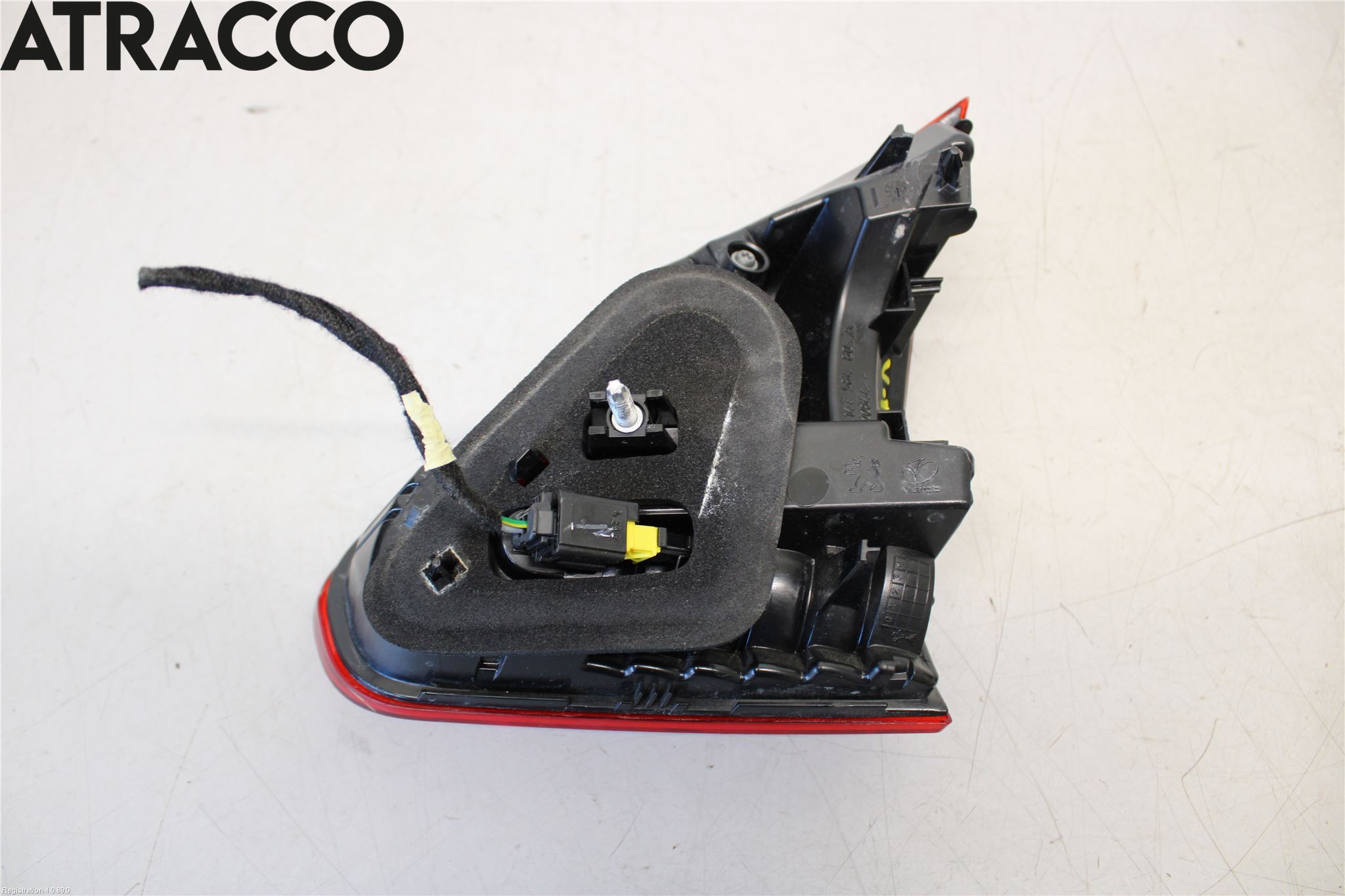 Peugeot 2008 13-20 Baklykt Venstre  På Luke(Indre