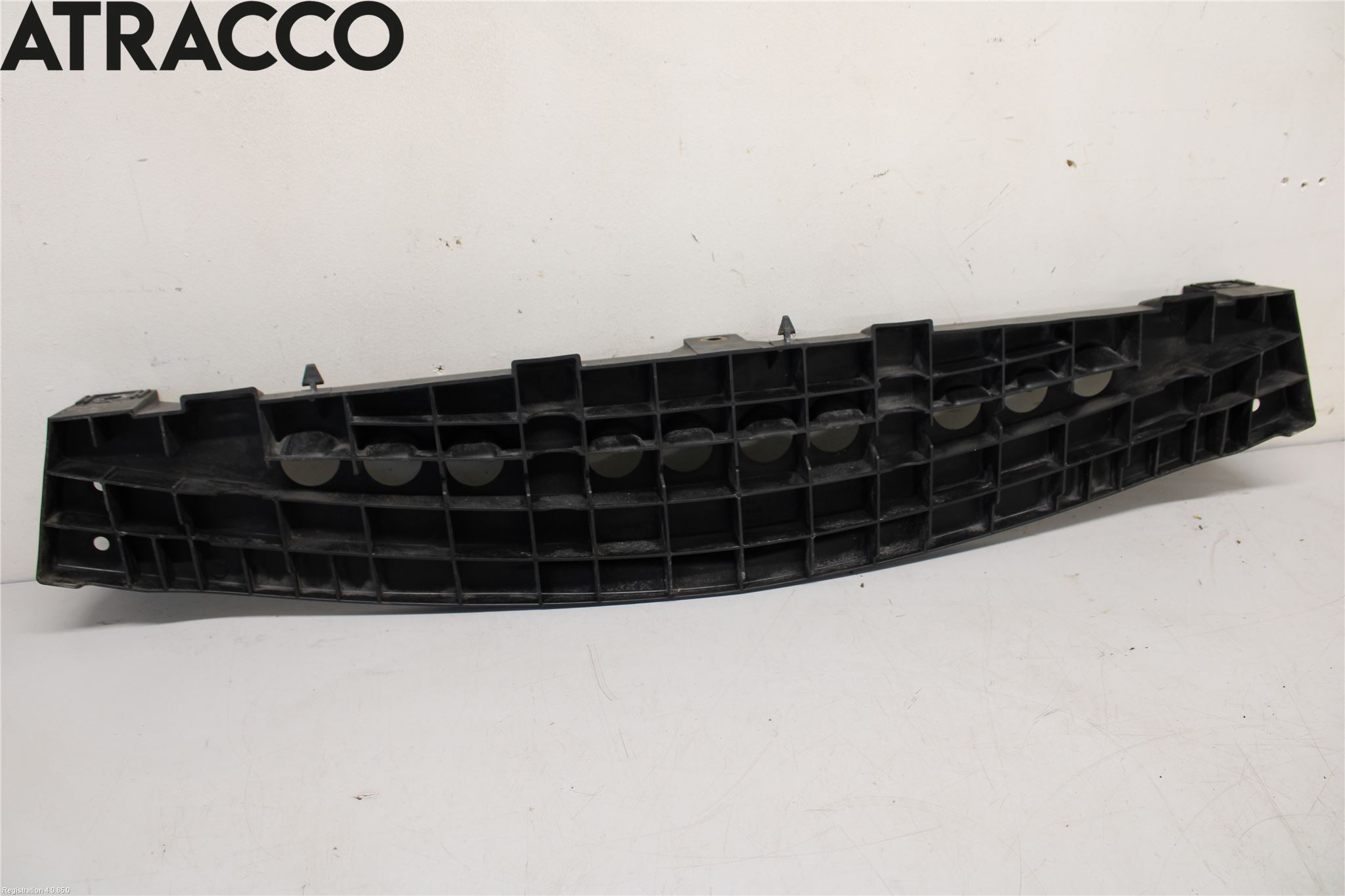 Mazda 5 05-10 Frontplate Nedre