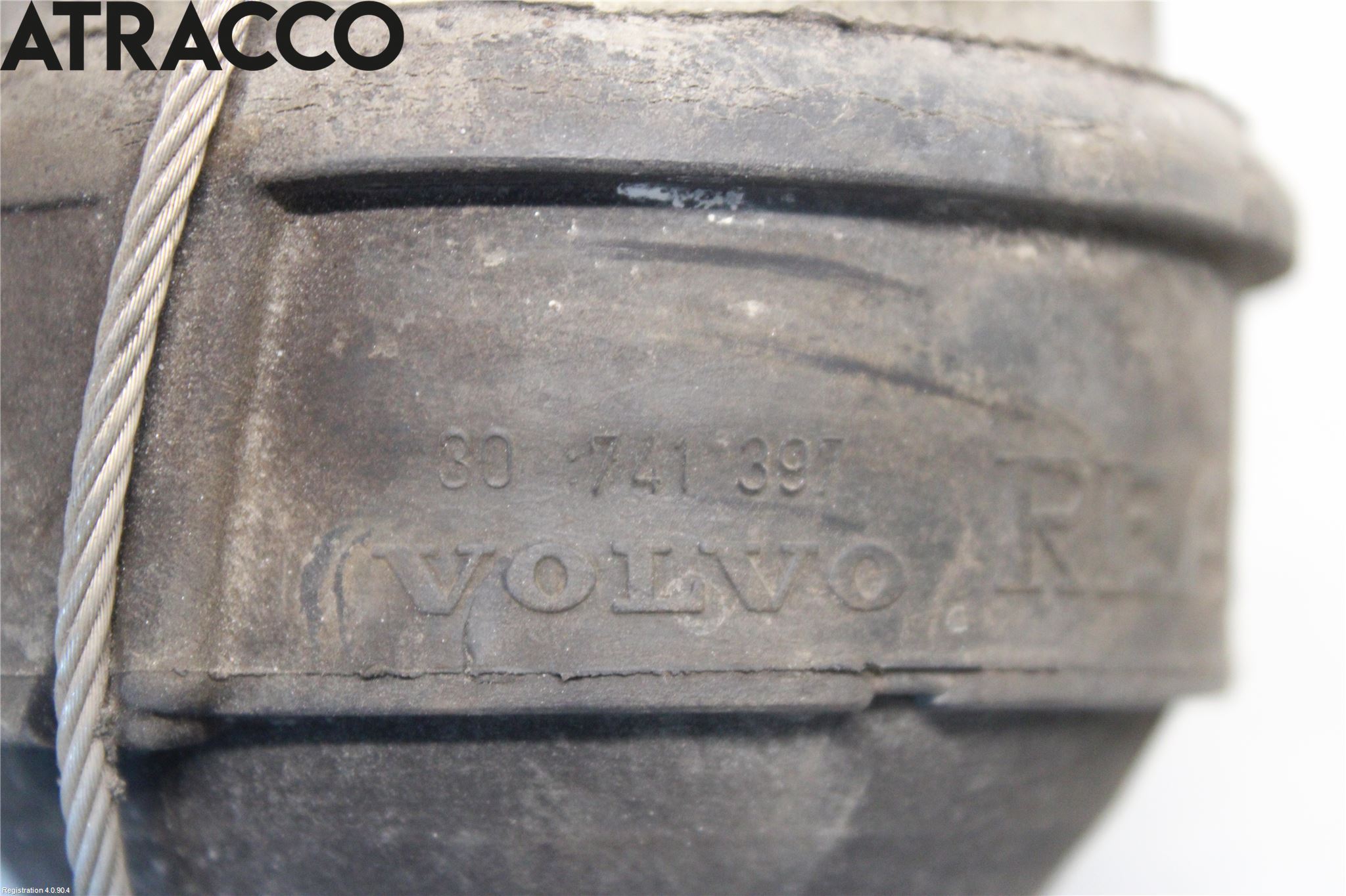 Volvo V70 05-08 Motor Feste Gummi