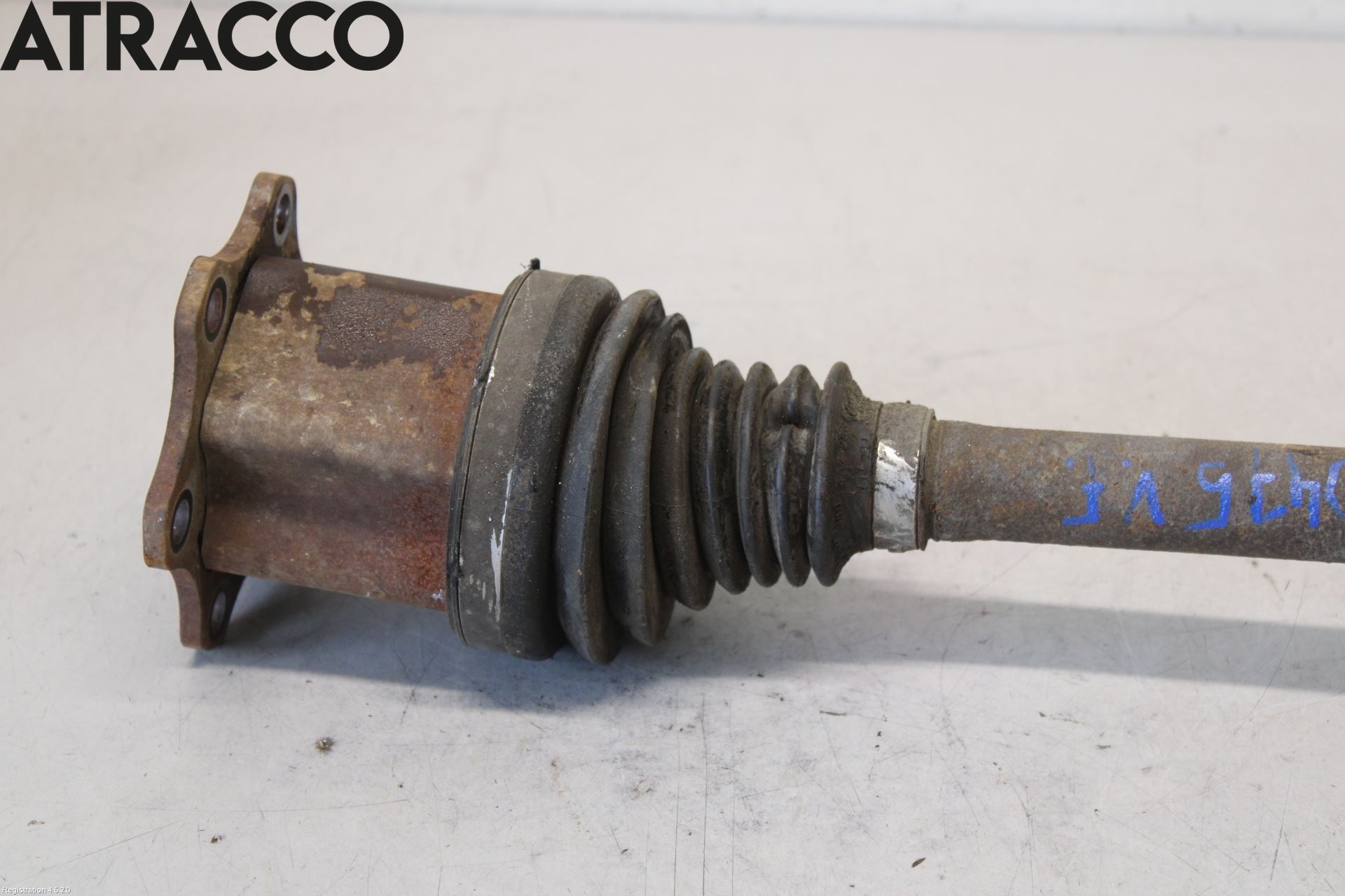 Volkswagen VW PASSAT 15-19 Drivaksel Foran Kompl Venstre