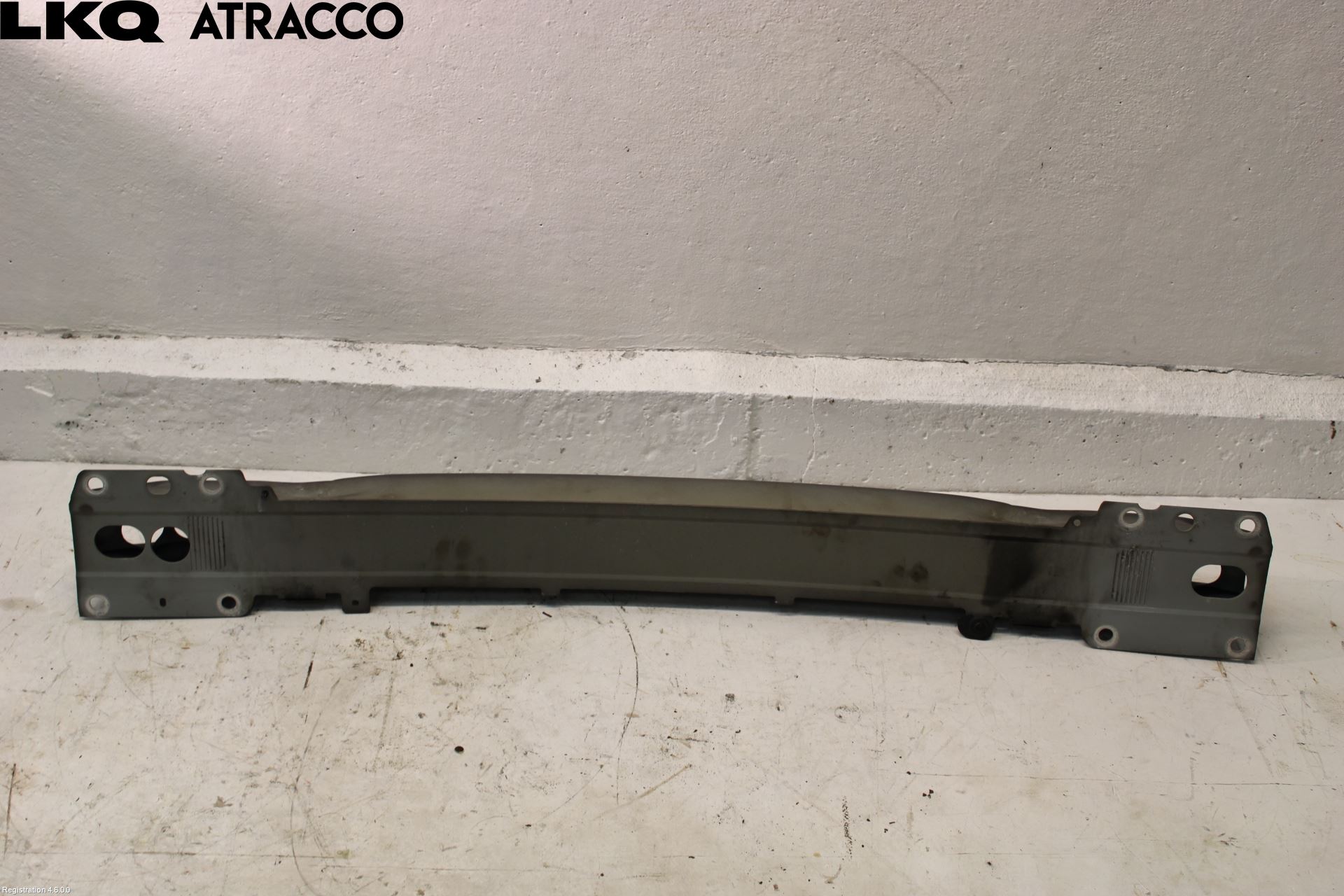 Volvo V70 14-16 Støtfanger Foran Bjelke