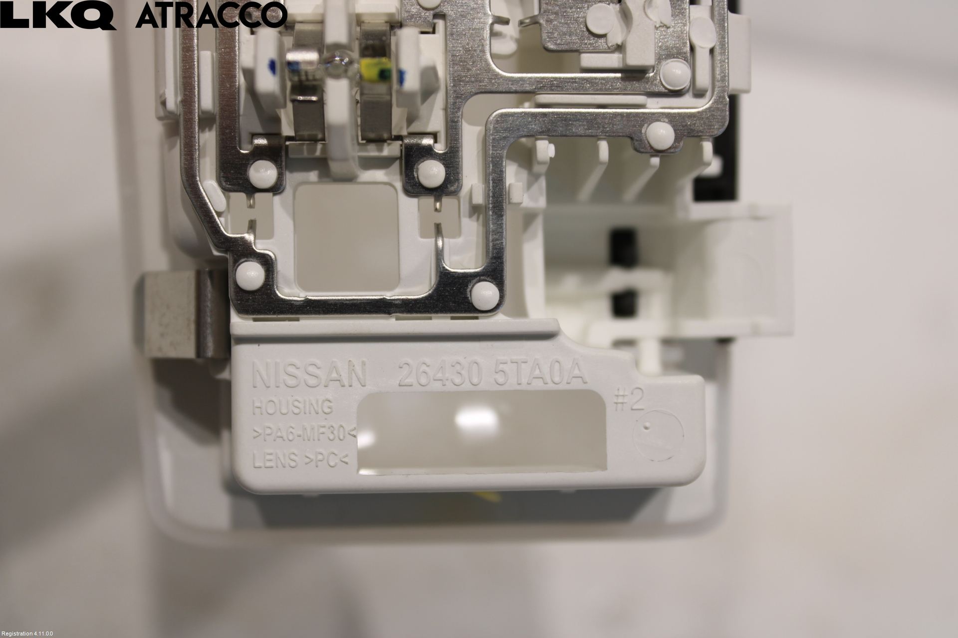 Nissan LEAF 18- Innr Taklys