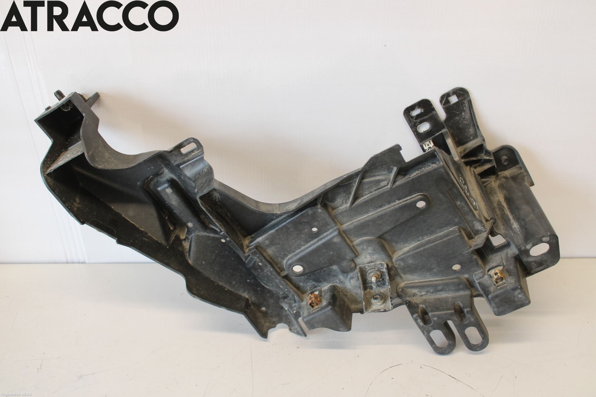 Renault MEGANE III 09-15 Frontlykt Ramme V Lyktering