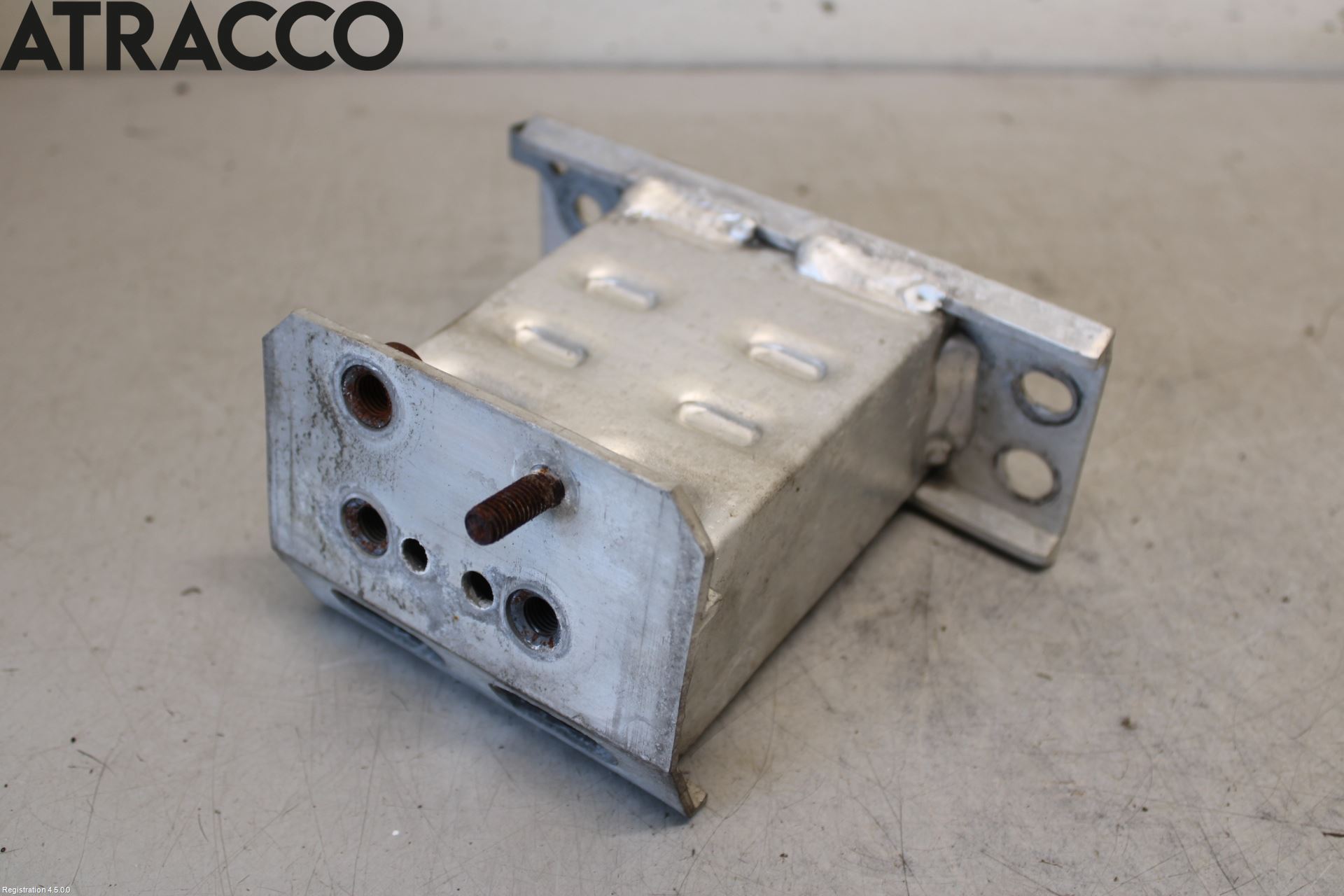 Toyota PRIUS ZVW30 09-20 Støtfanger Foran Feste