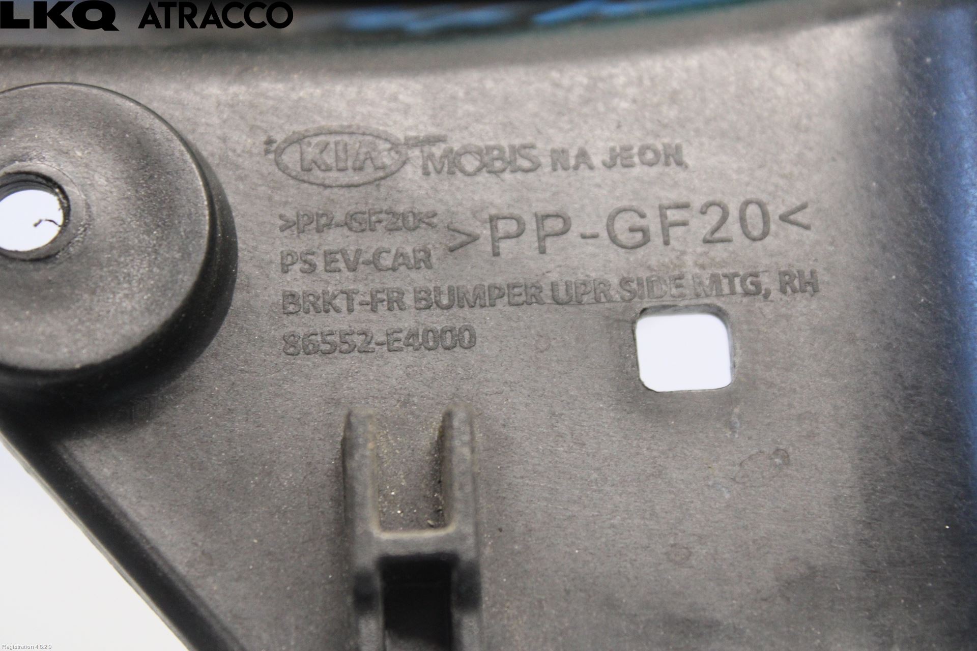 Kia SOUL 09- Støtfangerfeste Foran Høyre