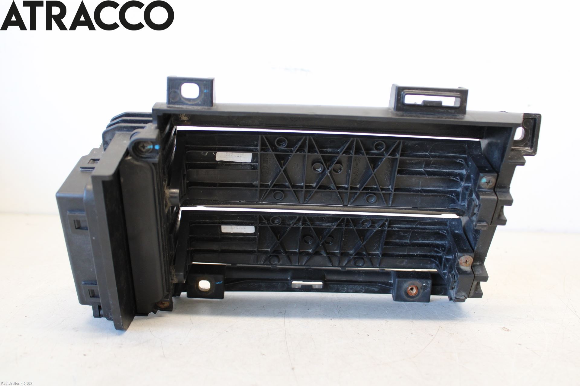 Hyundai IONIQ AE 17-22 Luftstyring Front