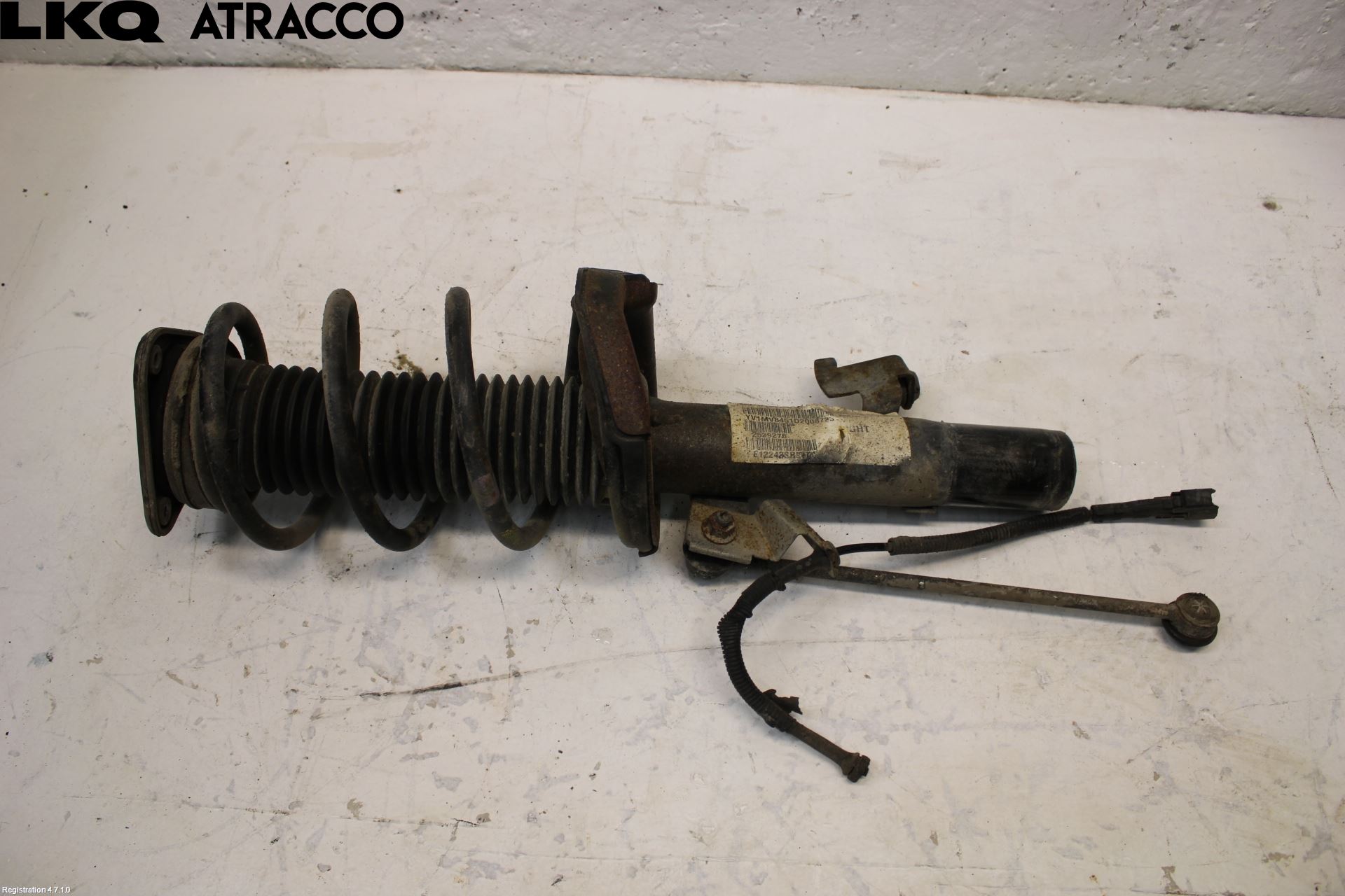 Volvo V40 12-19 Fjærbein Foran Høyre