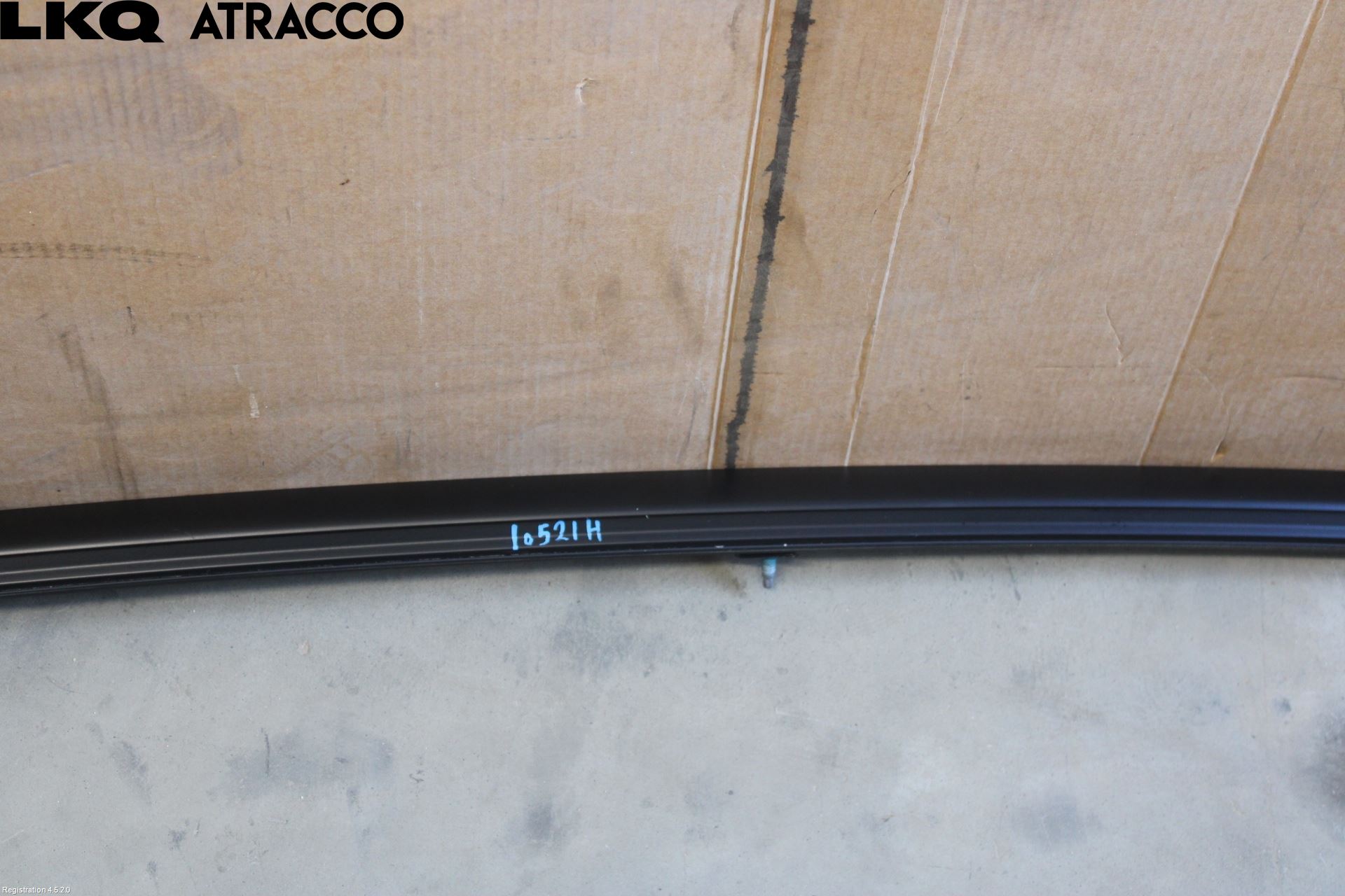 Toyota YARIS CROSS XP21 21- Takrails - Stativ