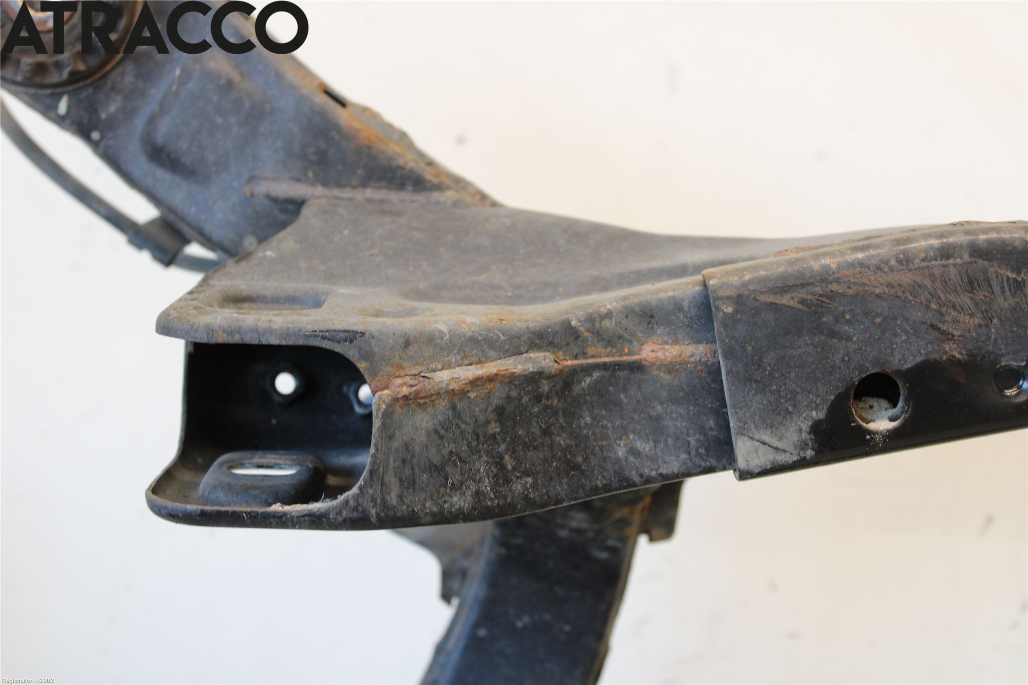 Mitsubishi OUTLANDER 13-21 Bakaksel Feste Travers-Ramme