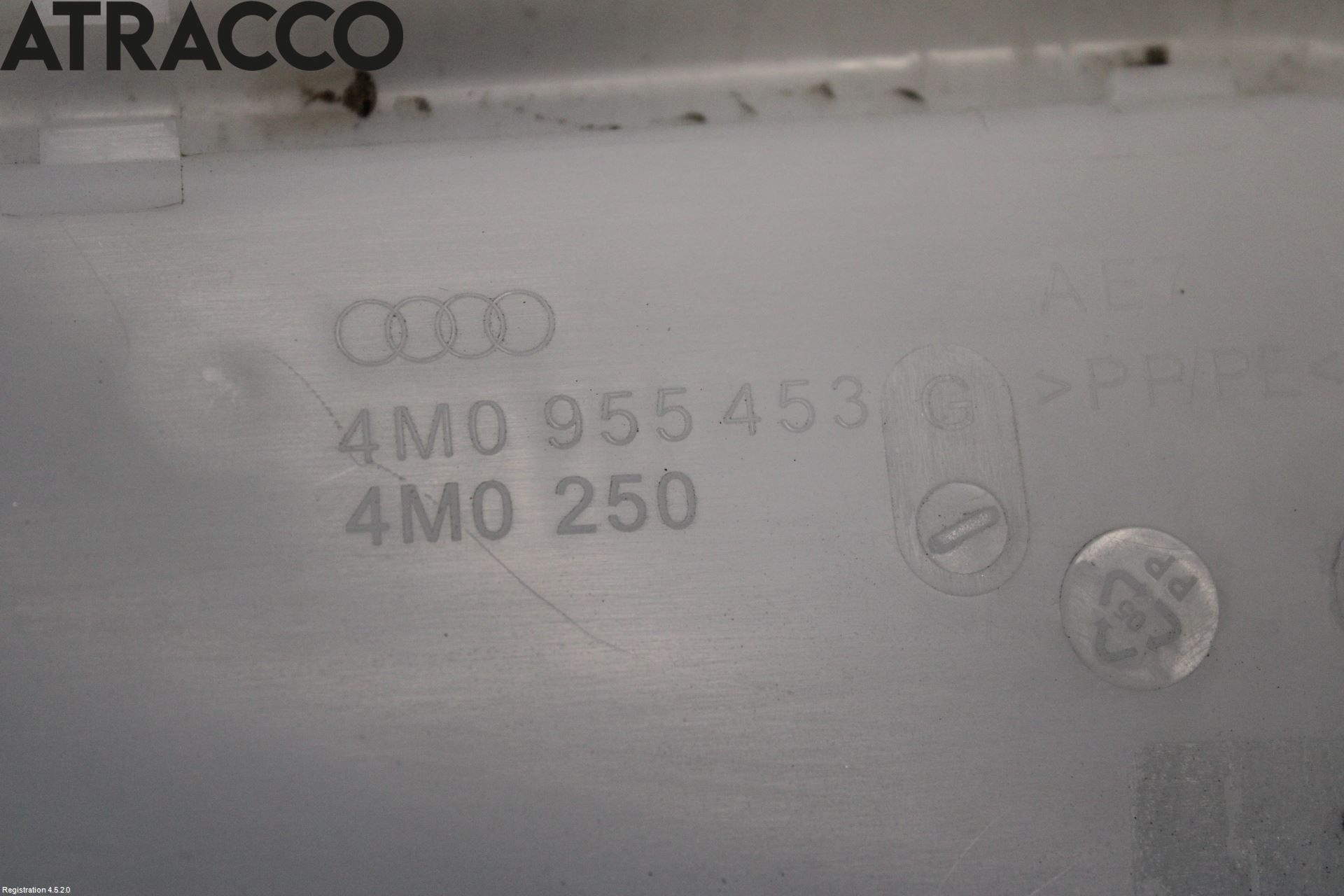 Audi Q7/SQ7 Spylerbeholder Frontrute-Lykte