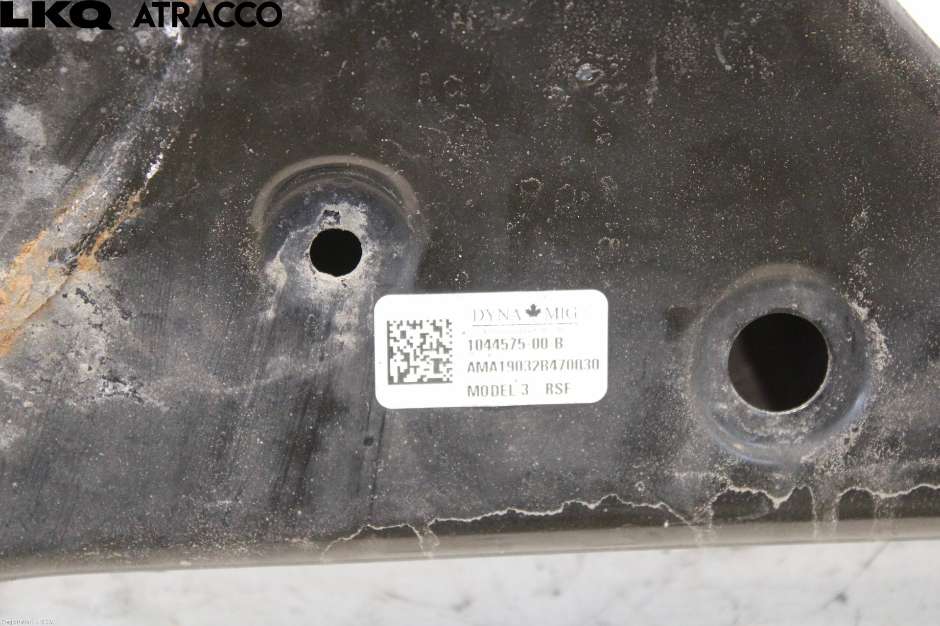 Tesla MODEL 3 17- Bakaksel Feste Travers-Ramme